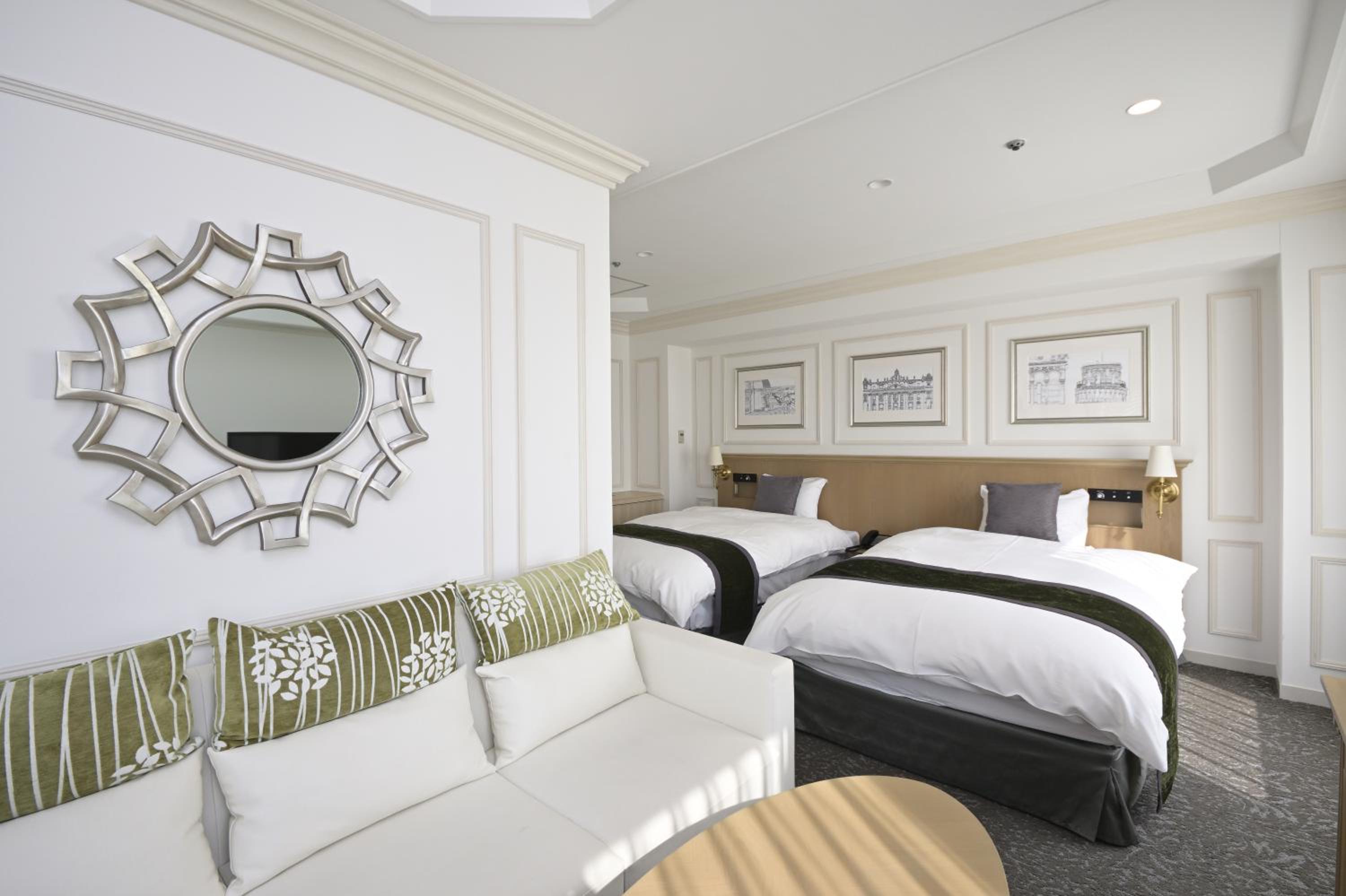 Executive Deluxe Twin Room - Non-Smoking - Photo 1