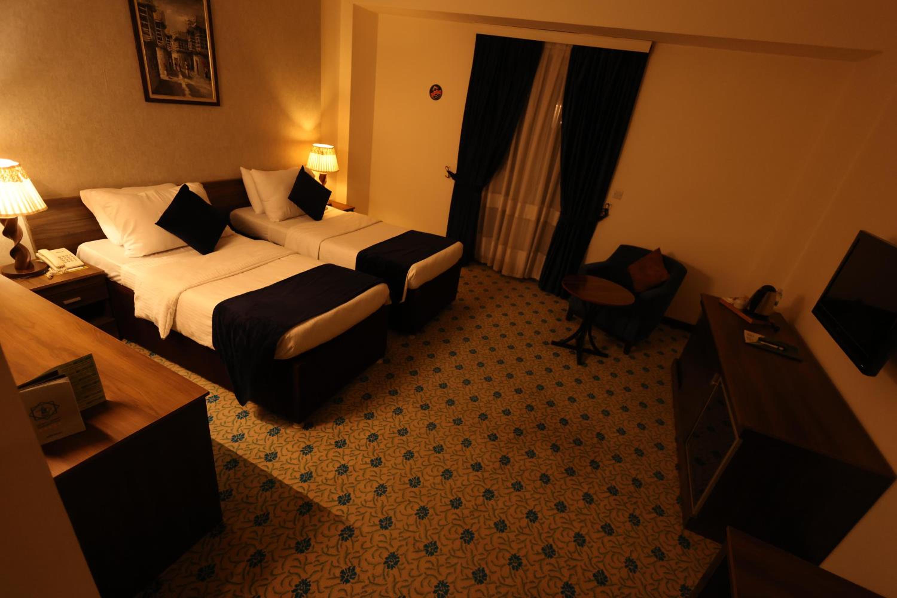 Two-Bedroom Suite photo 2