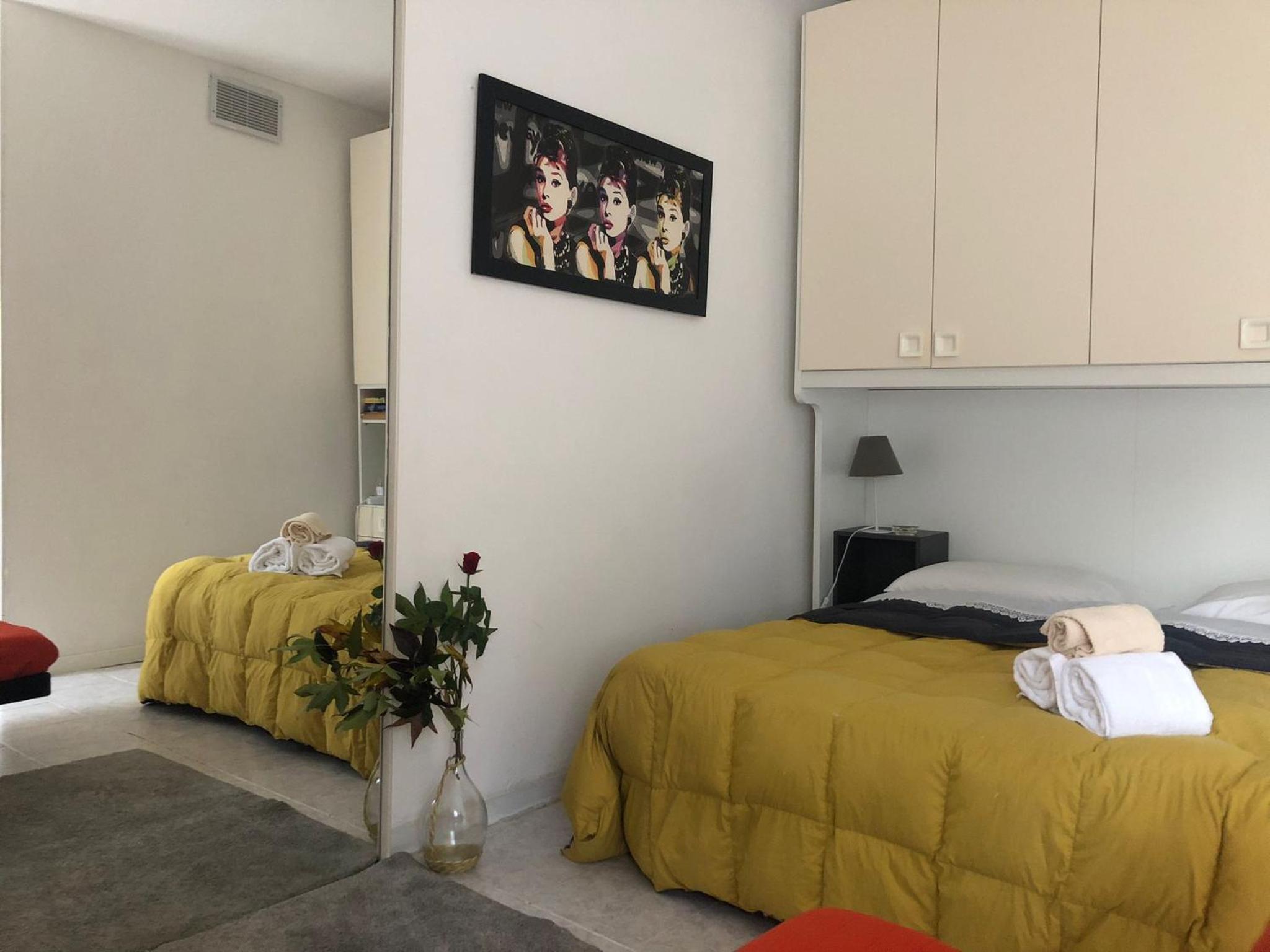 Apartment photo 1