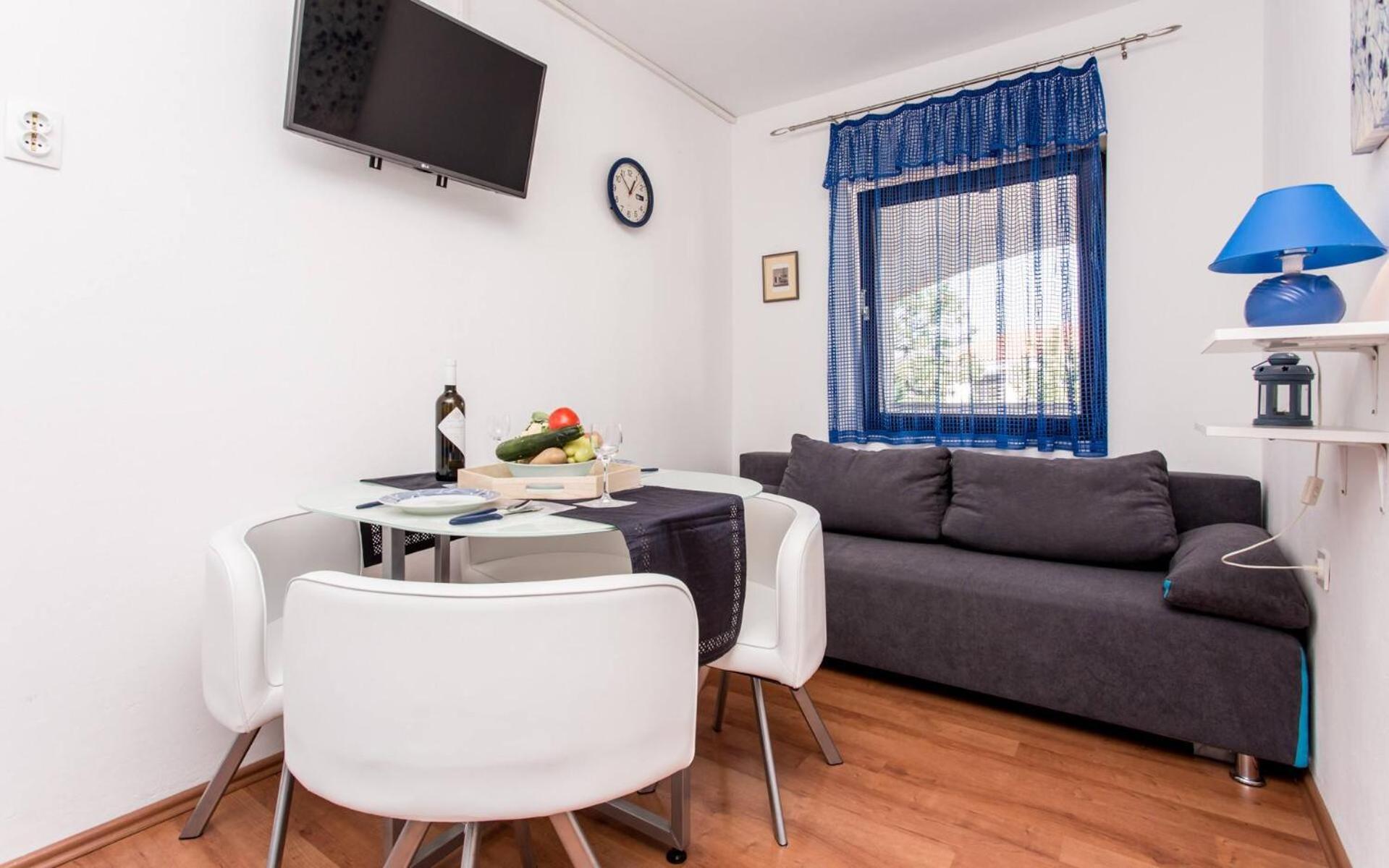Apartment photo 3