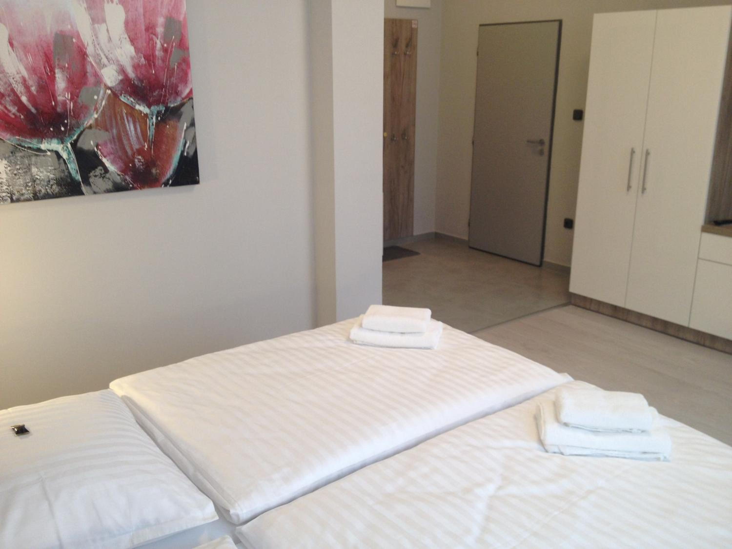 Double or Twin Room photo 3