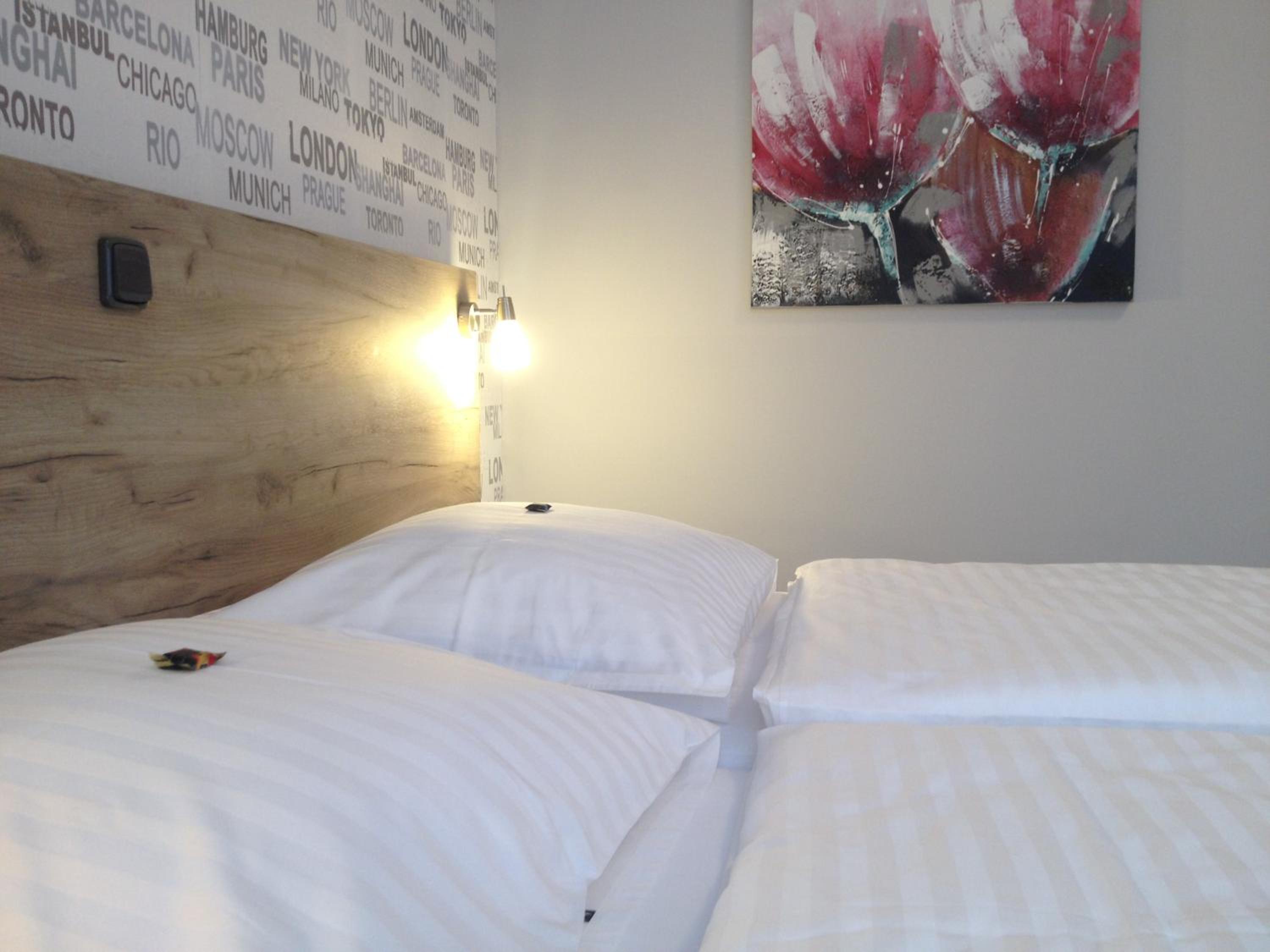 Double or Twin Room photo 2