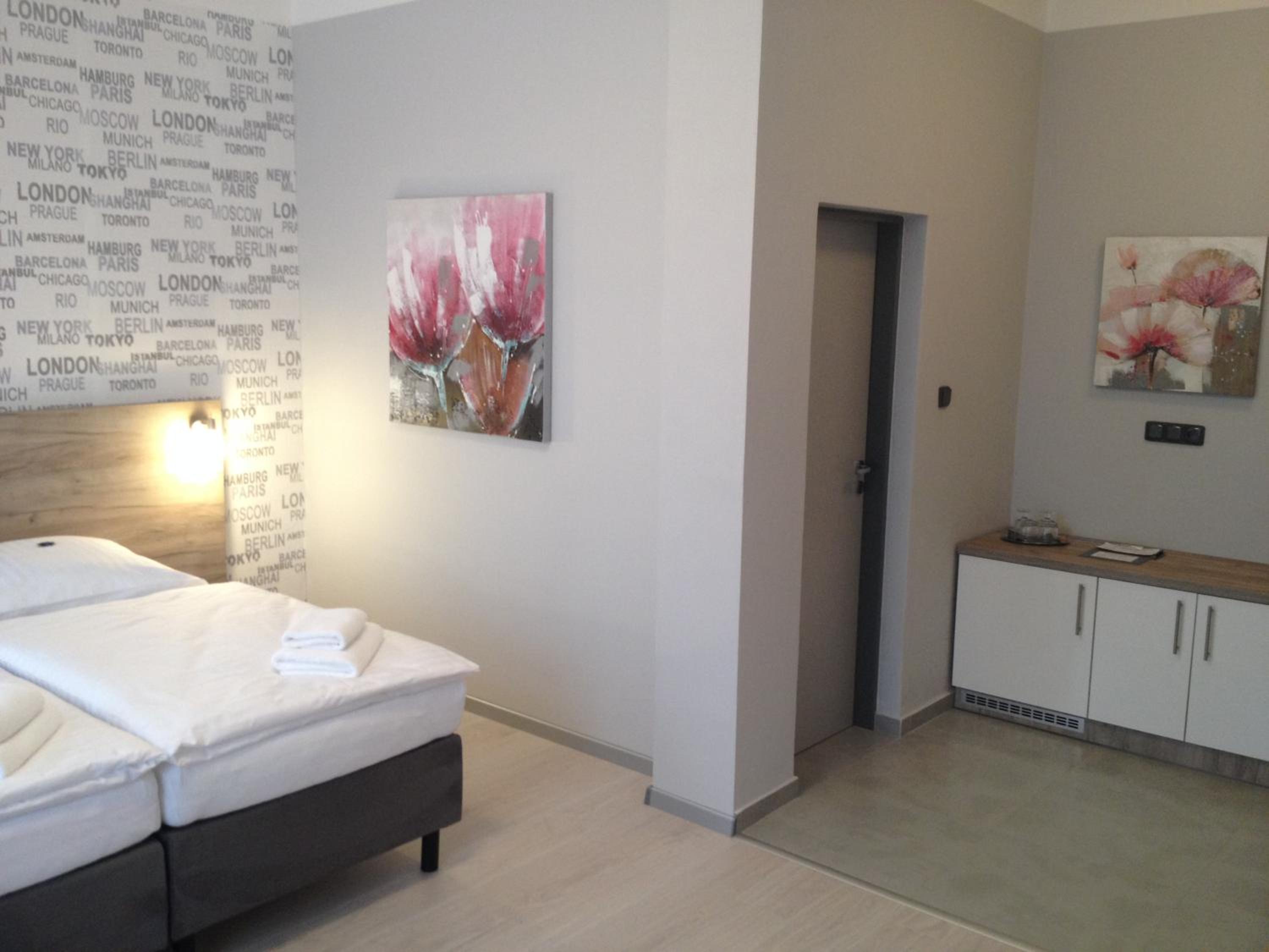 Double or Twin Room photo 1