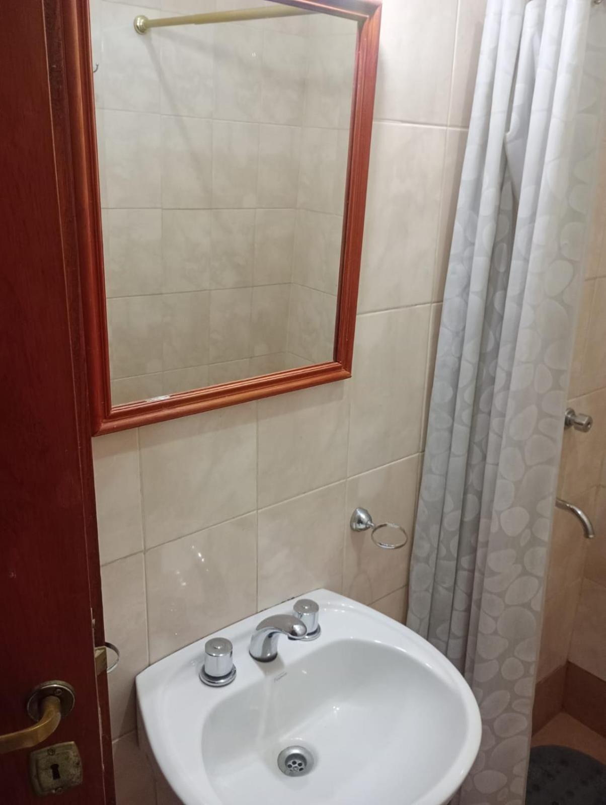 Double Room with Private Bathroom photo 3