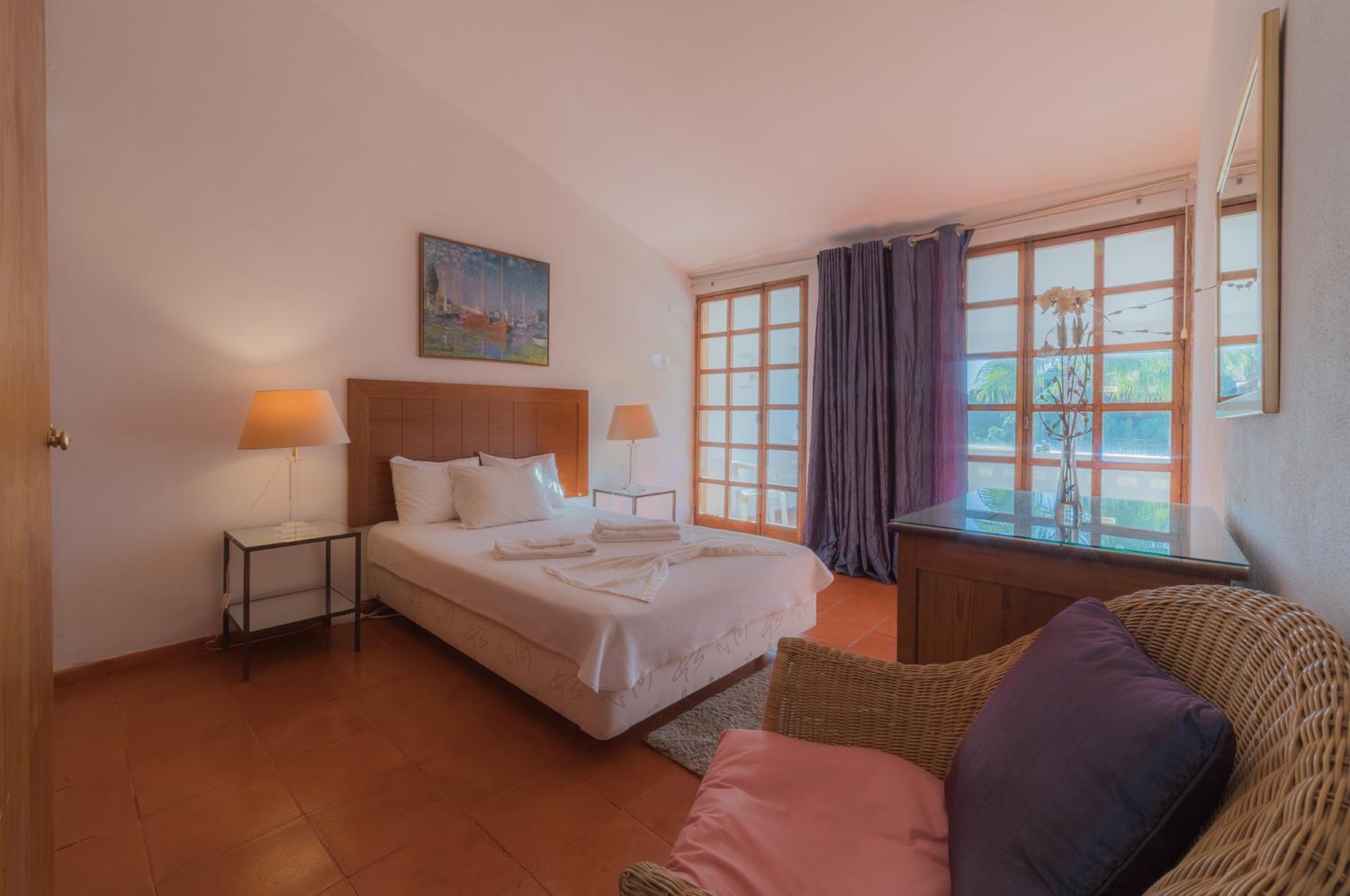 Villa photo 2