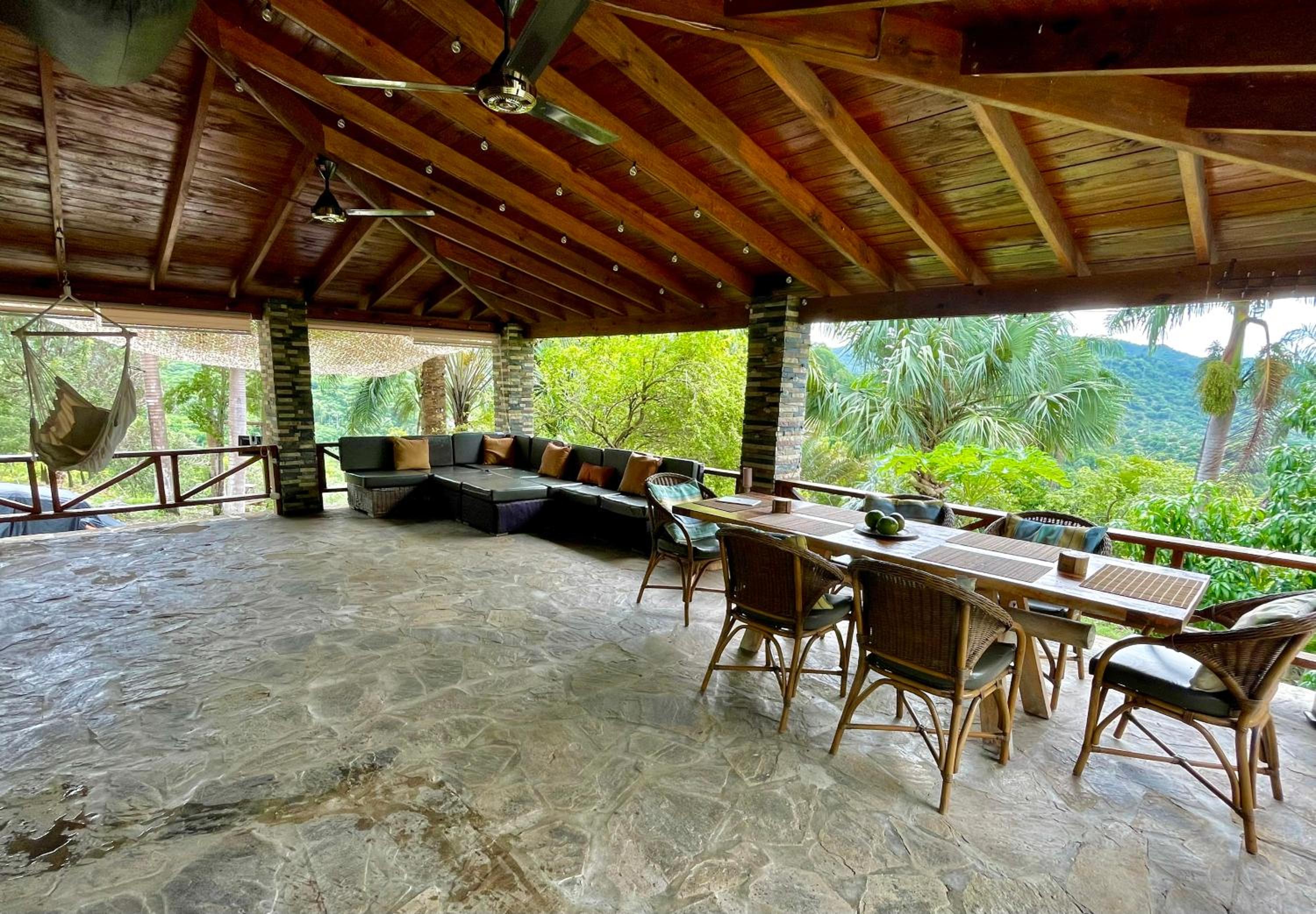 Deluxe Villa photo 3