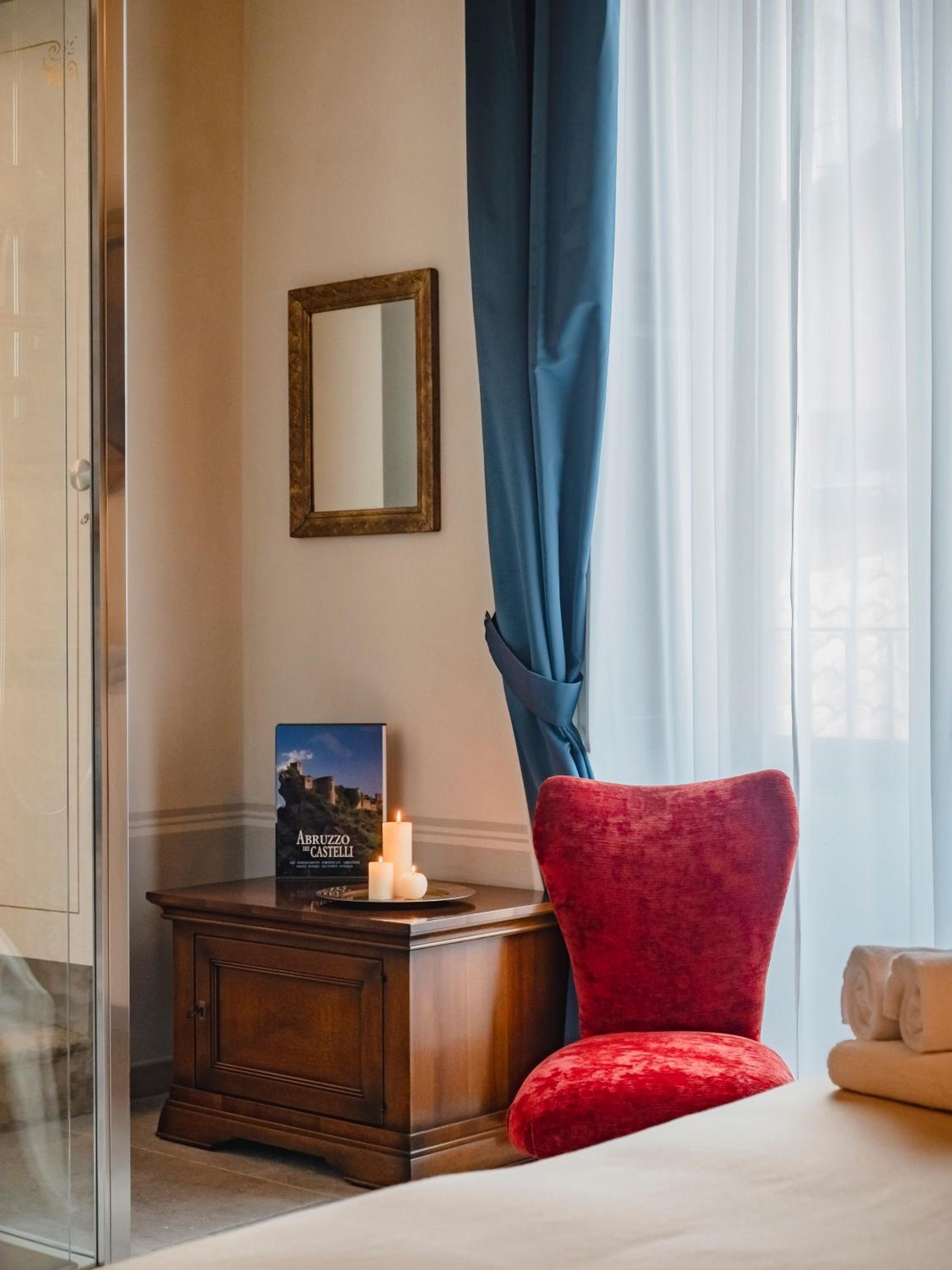 Superior Double Room - Photo 11
