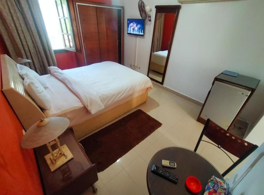 Deluxe Family Room - Photo 40
