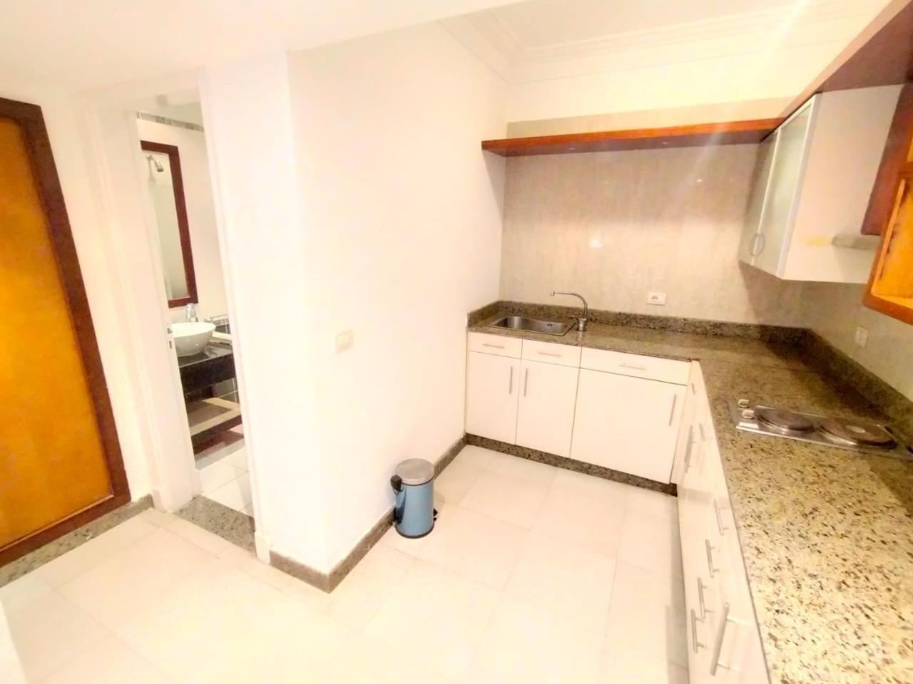 Deluxe Family Room - Photo 93