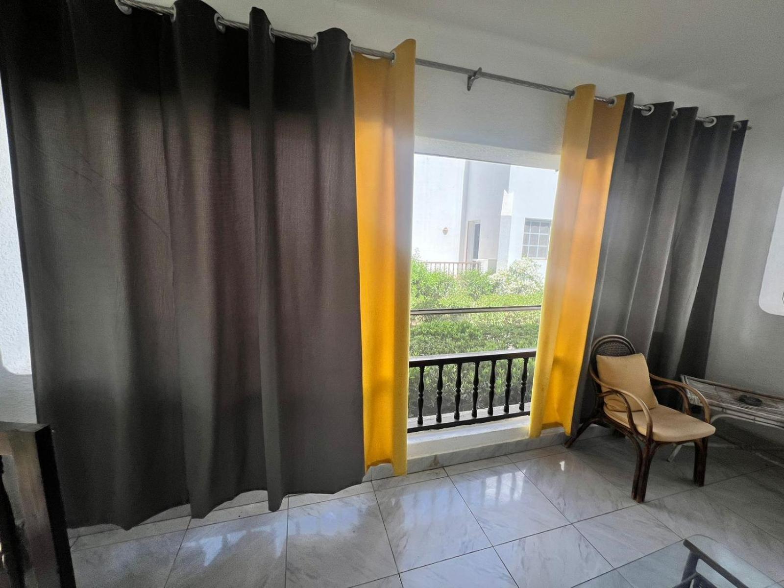 Deluxe Family Room - Photo 7