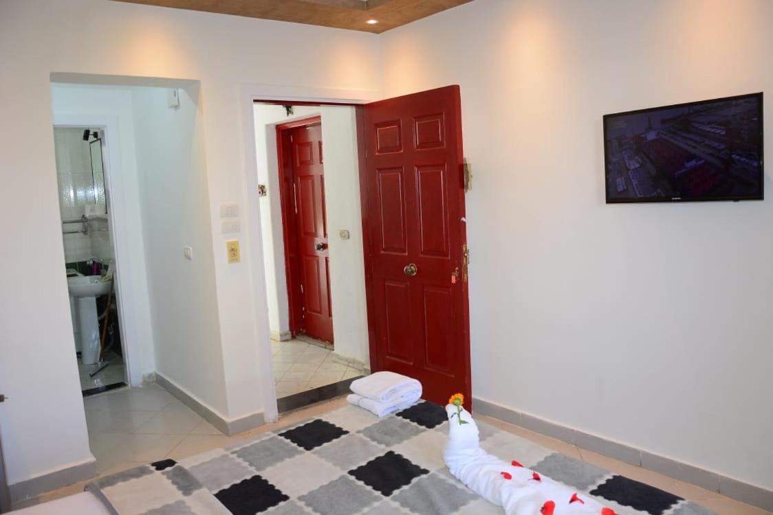 Deluxe Family Room - Photo 14