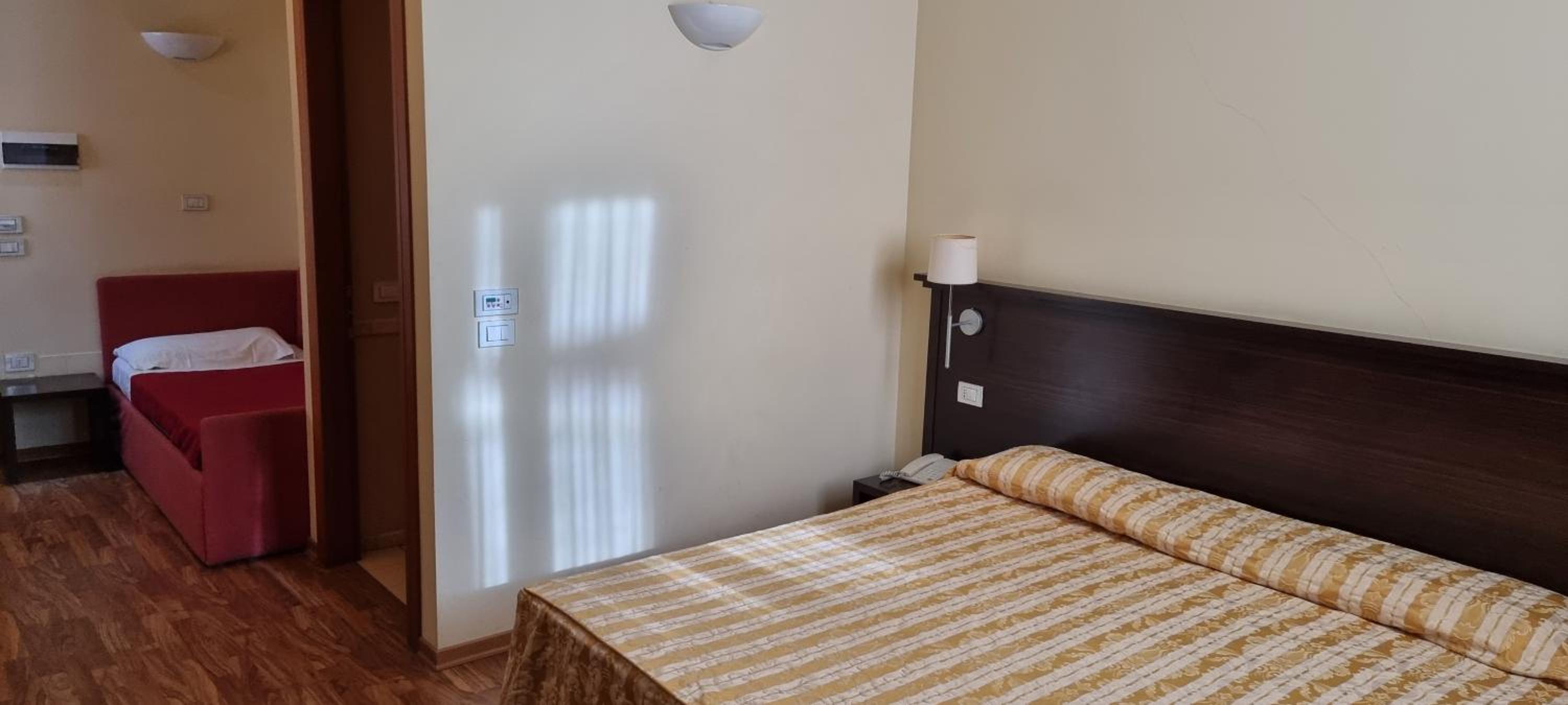 Basic Triple Room - Photo 1