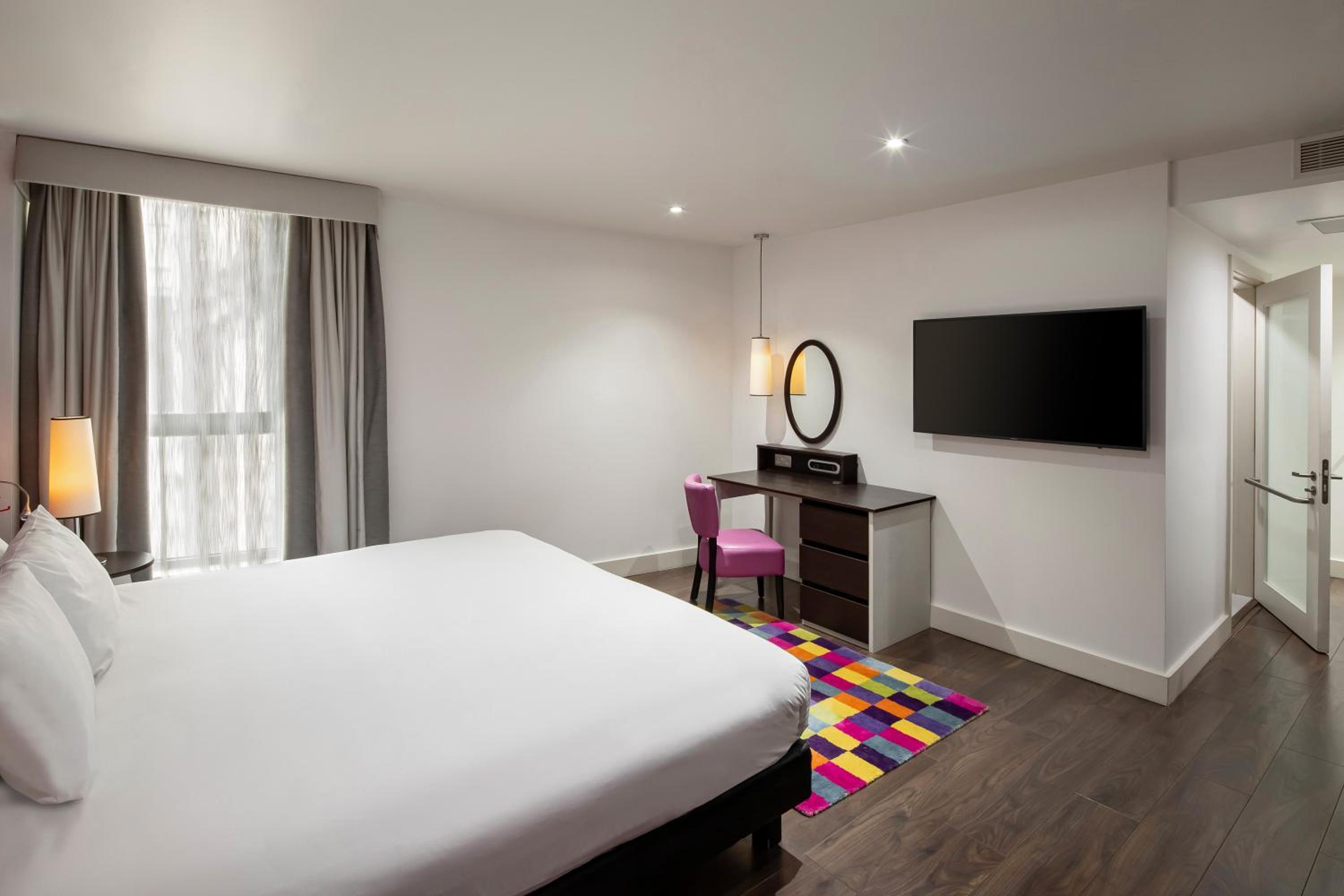 Standard Double Room - Disability Access - Photo 1