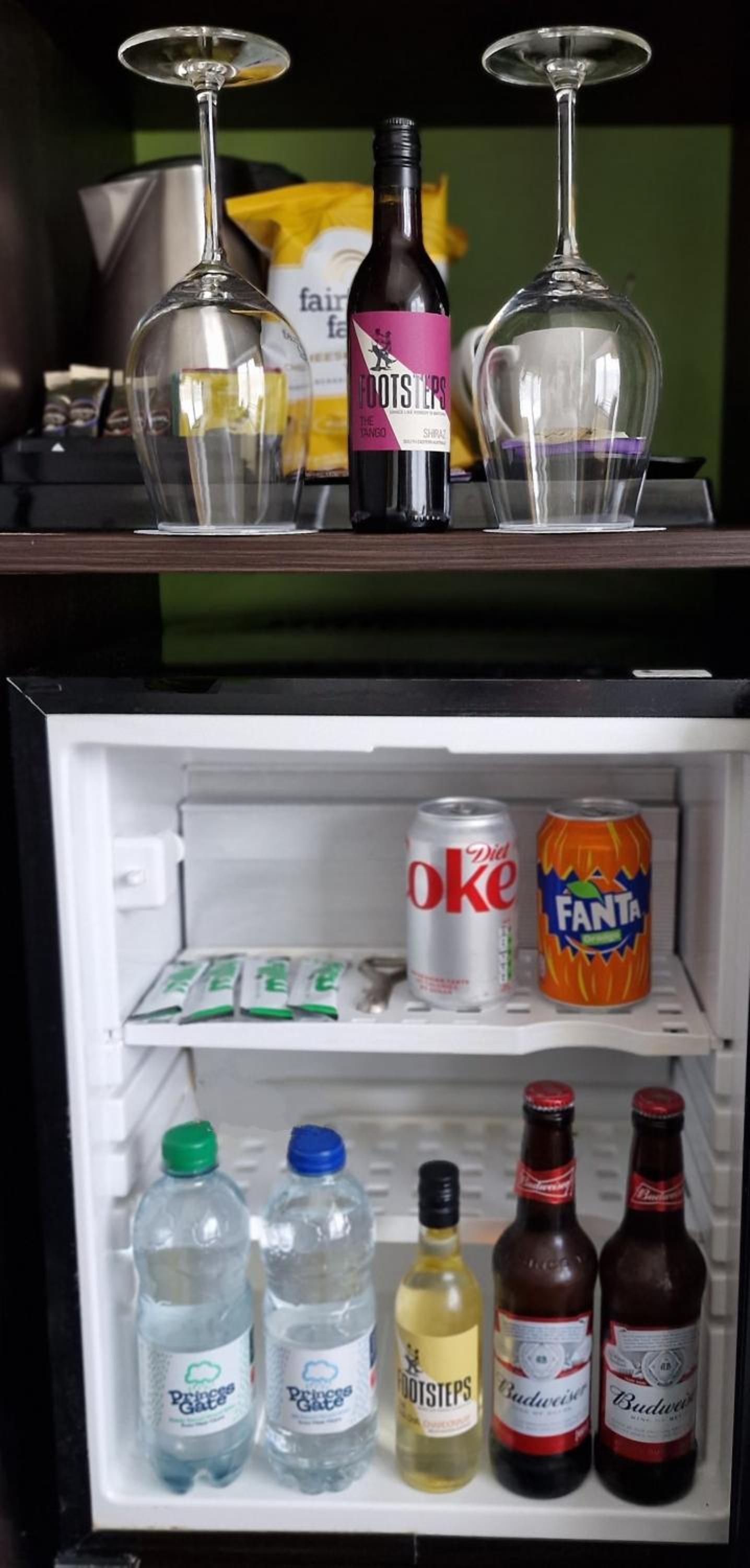 Double with Stocked Mini-bar - Photo 8