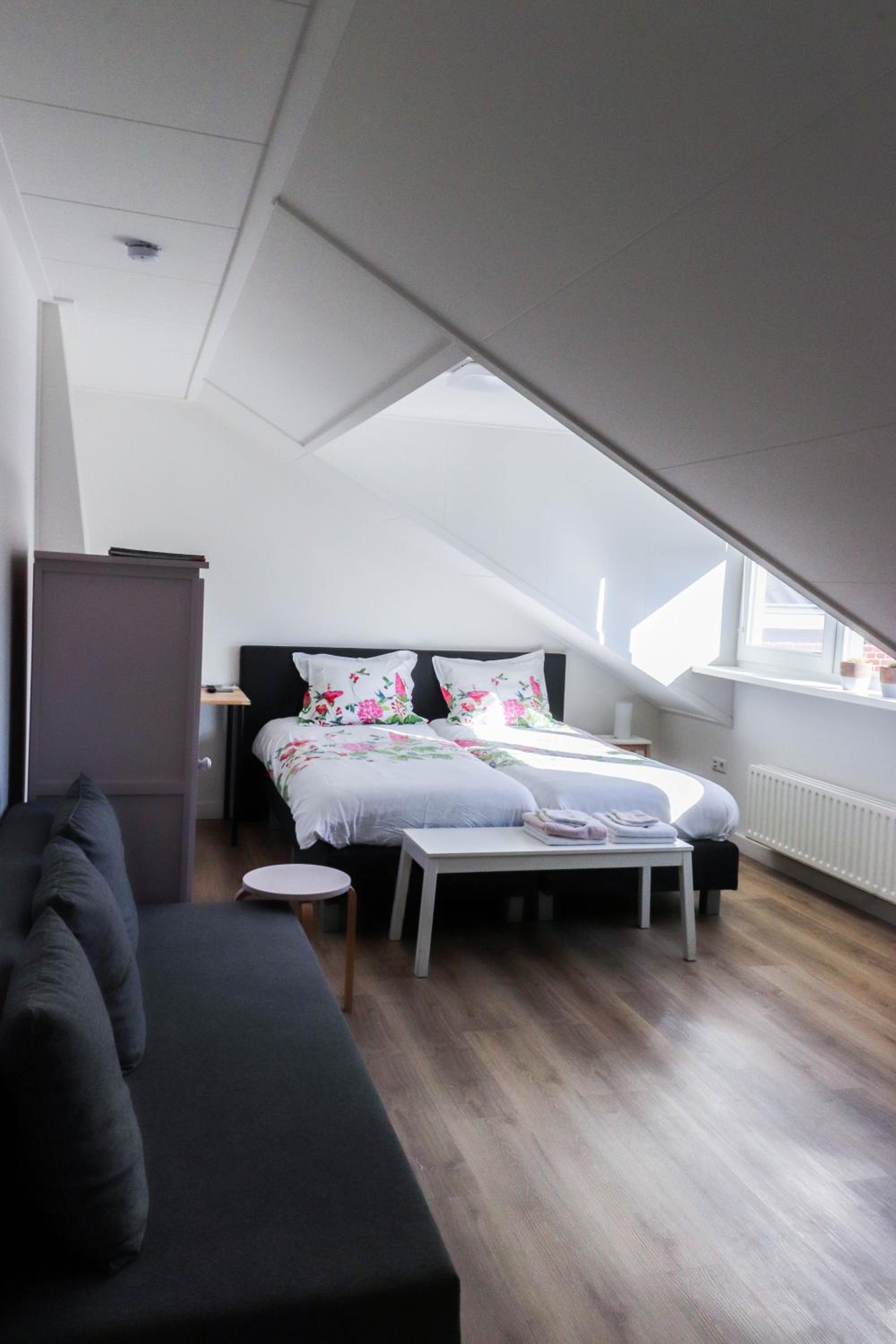 Triple Room with Shared Bathroom photo 1