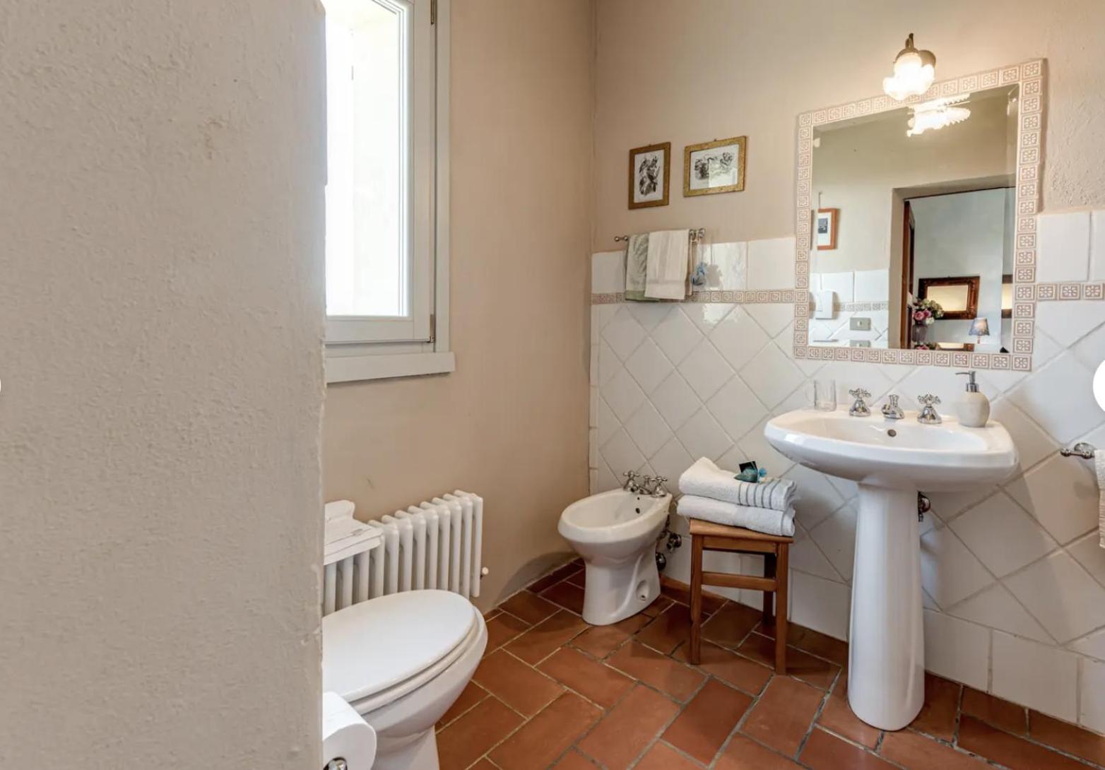 Four-Bedroom Vacation Home - Photo 48