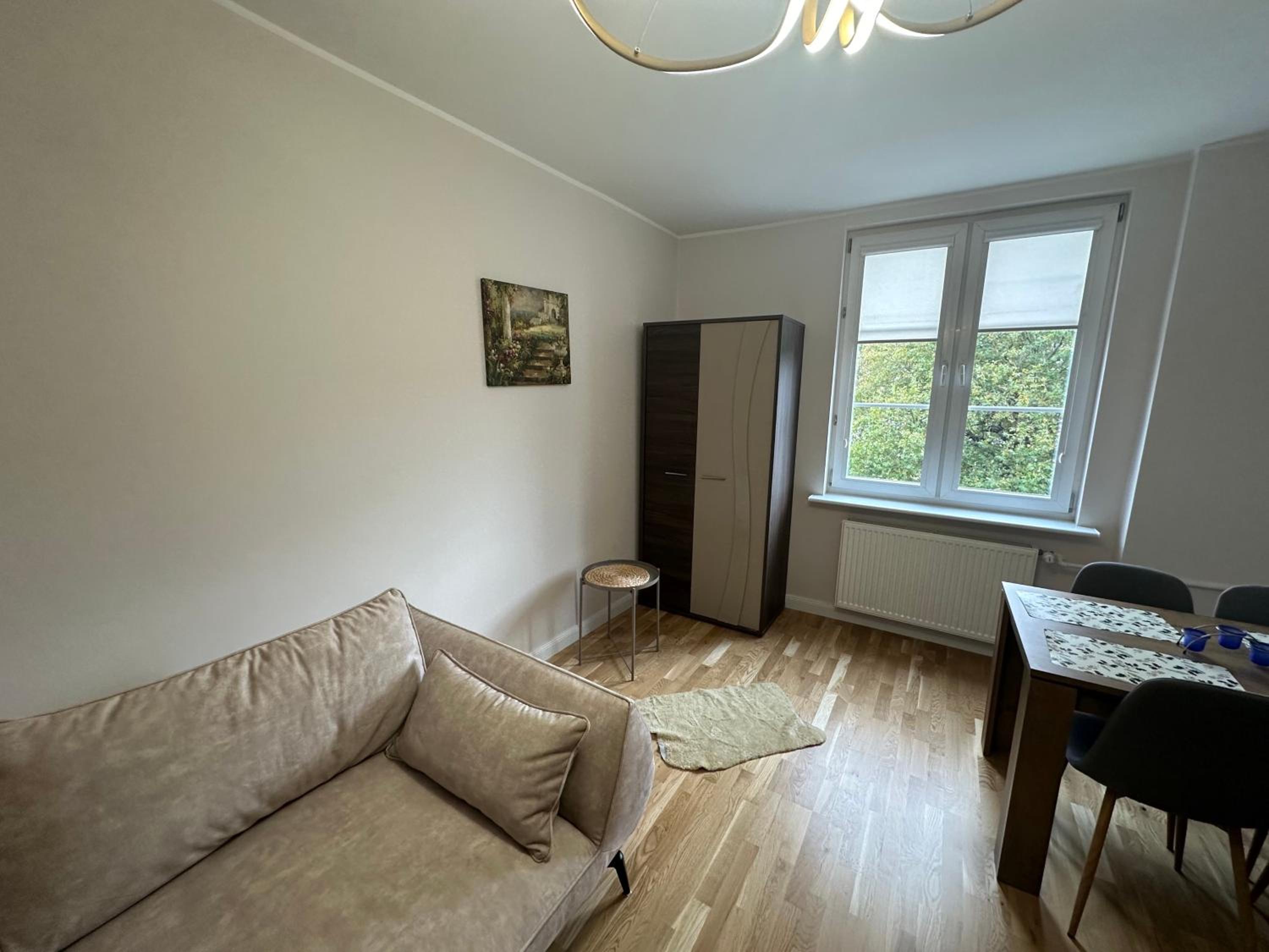 Two-Bedroom Apartment - Photo 9