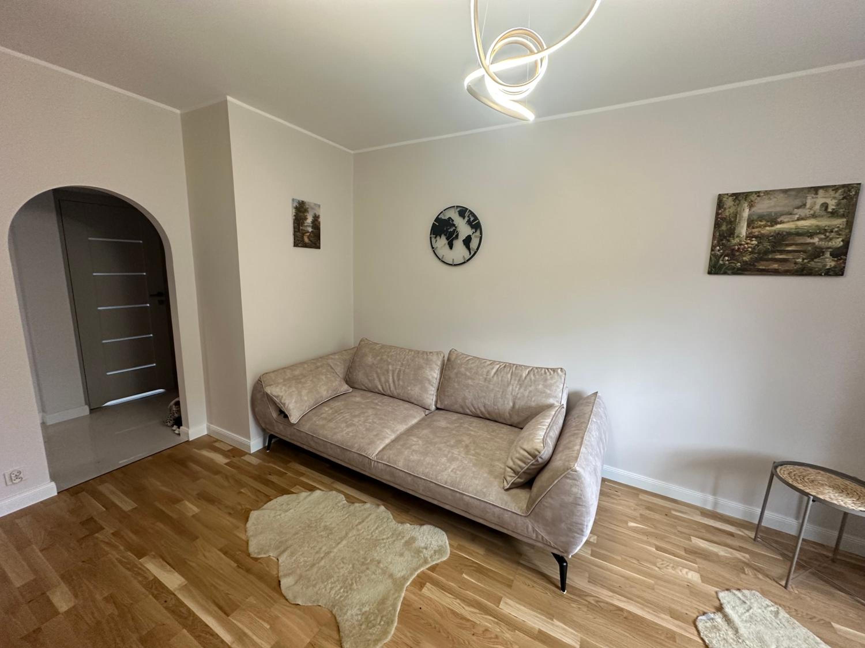 Two-Bedroom Apartment - Photo 19
