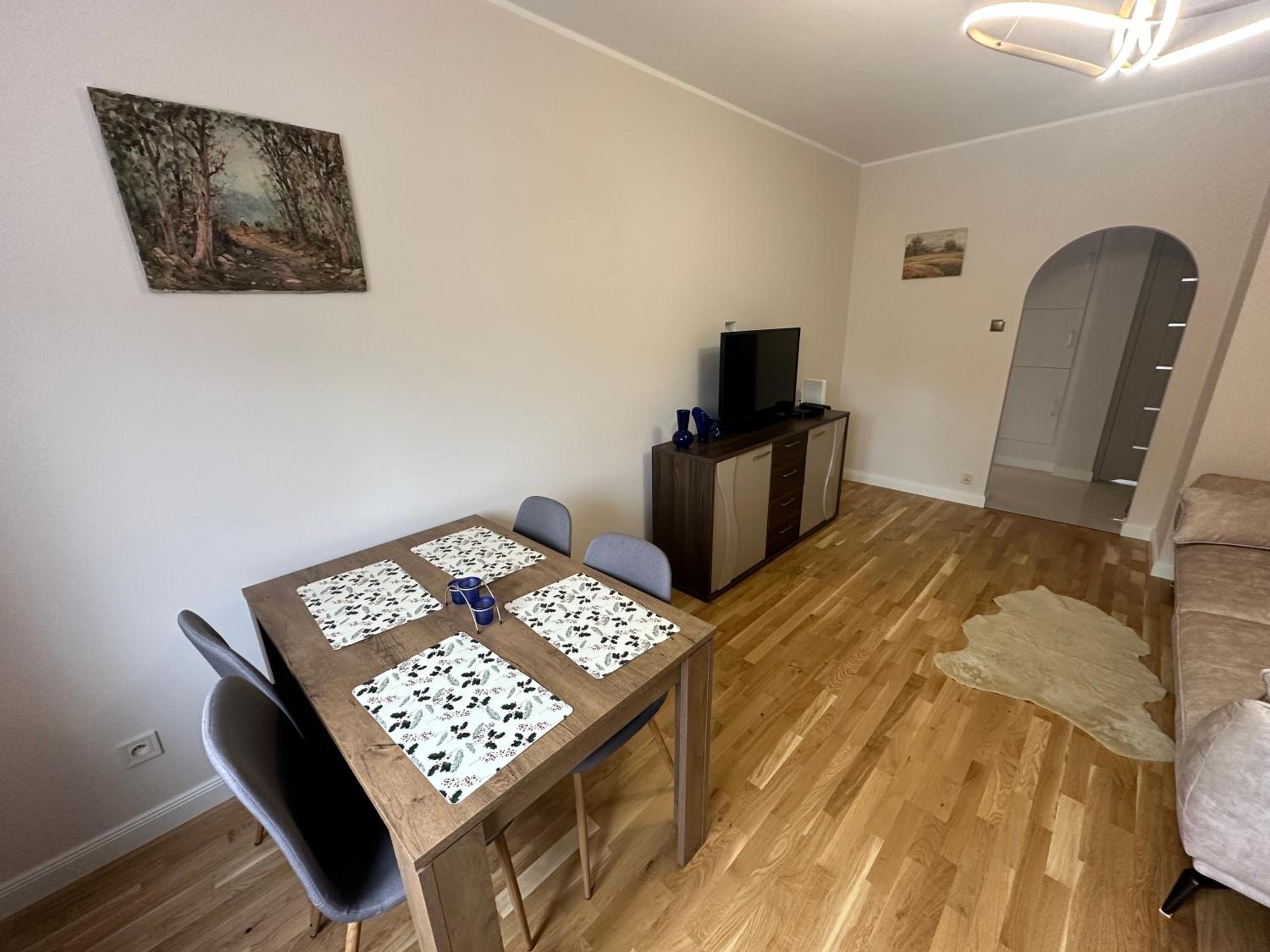 Two-Bedroom Apartment - Photo 18
