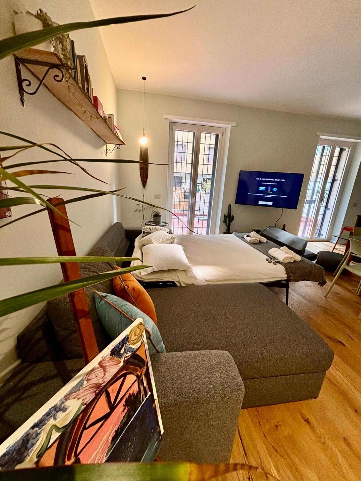 One-Bedroom Apartment