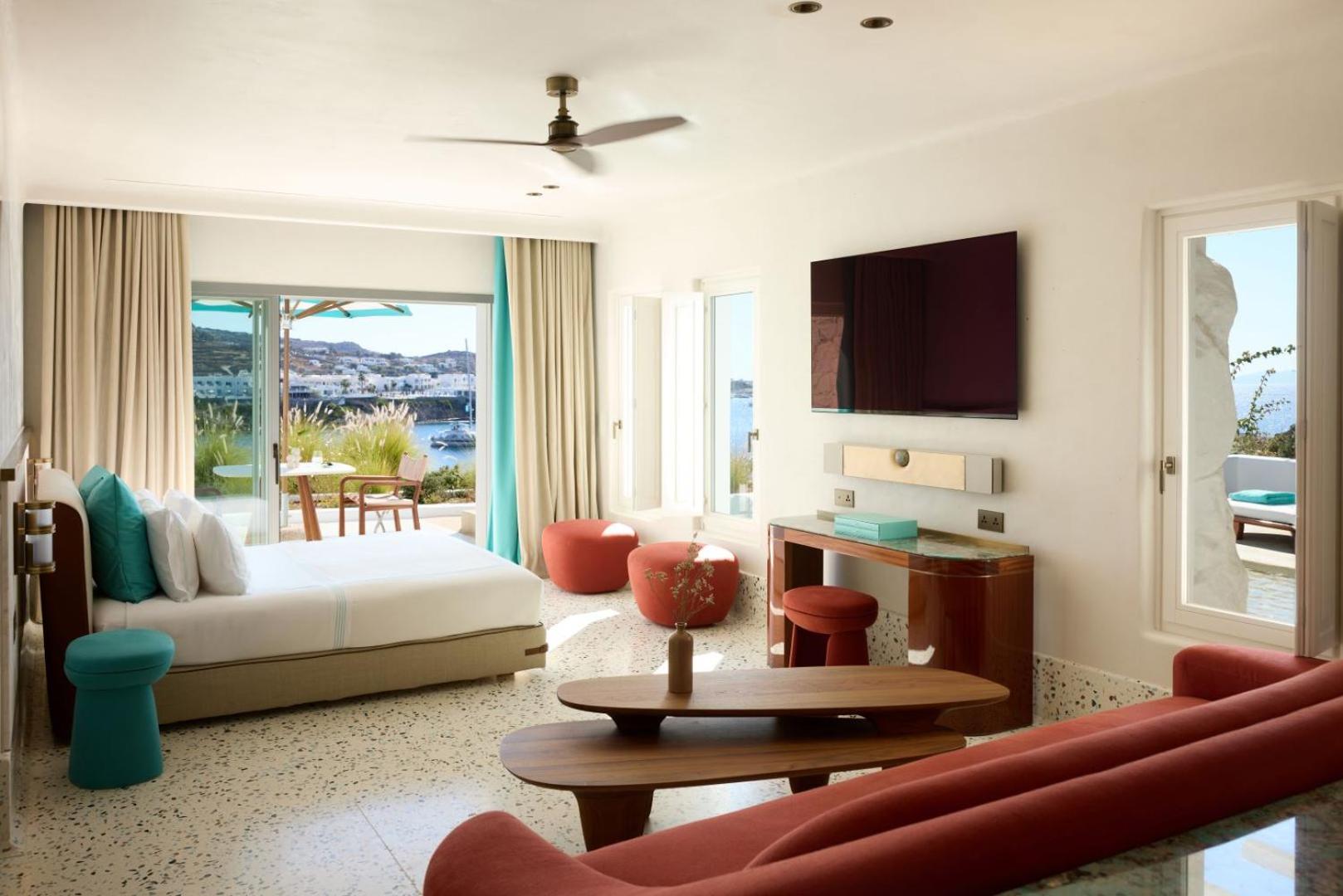 Junior Suite with Private Pool - Photo 2