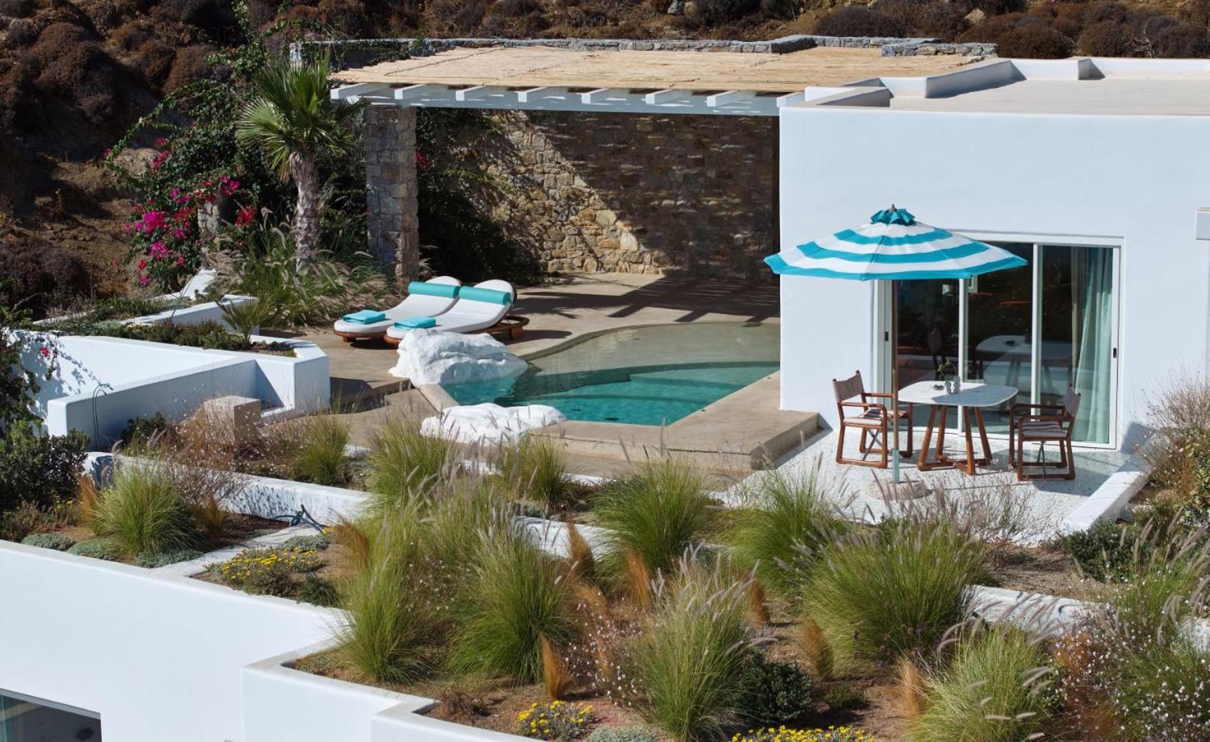 Junior Suite with Private Pool - Photo 7
