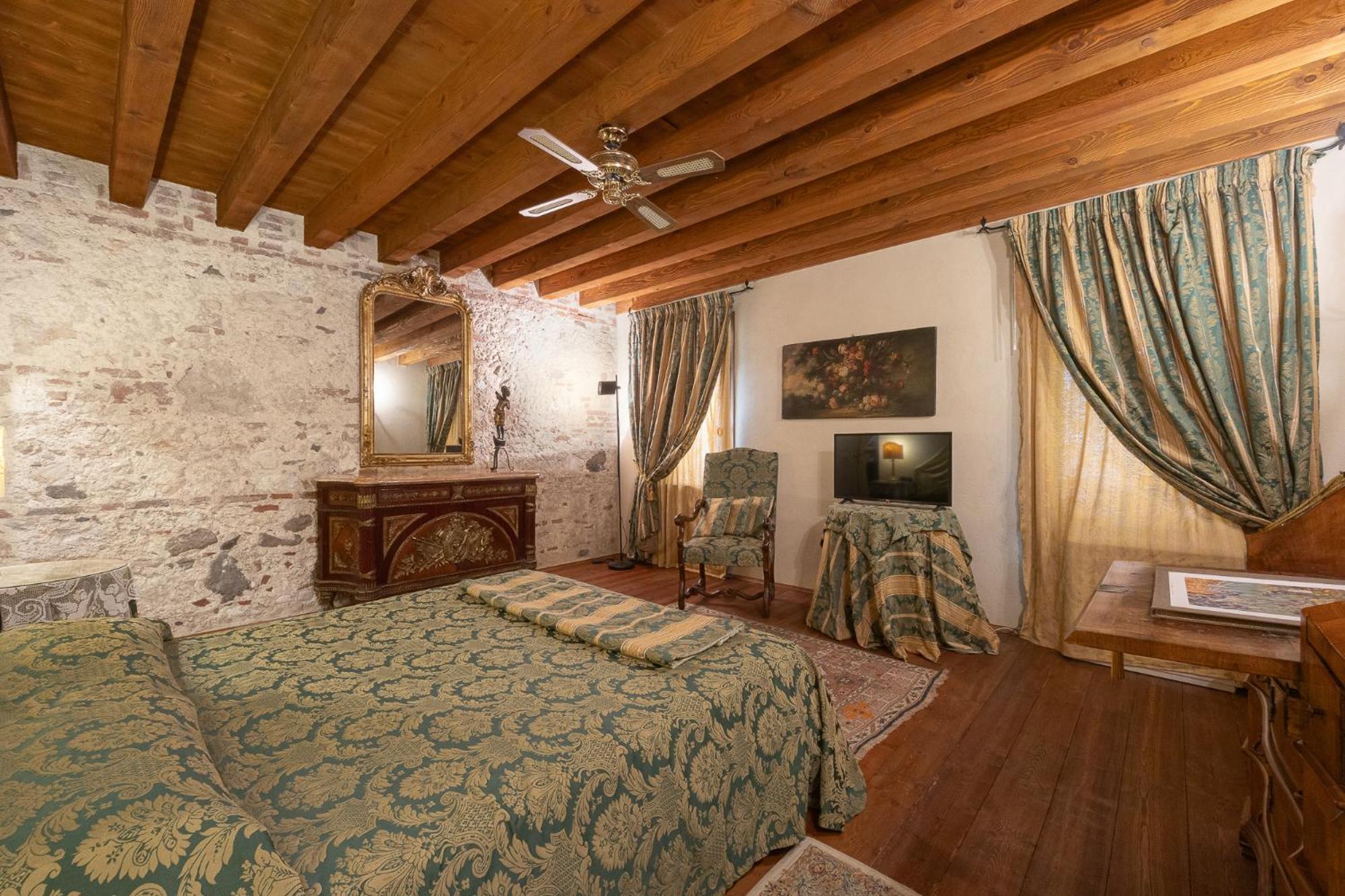 Junior Suite - Photo 2