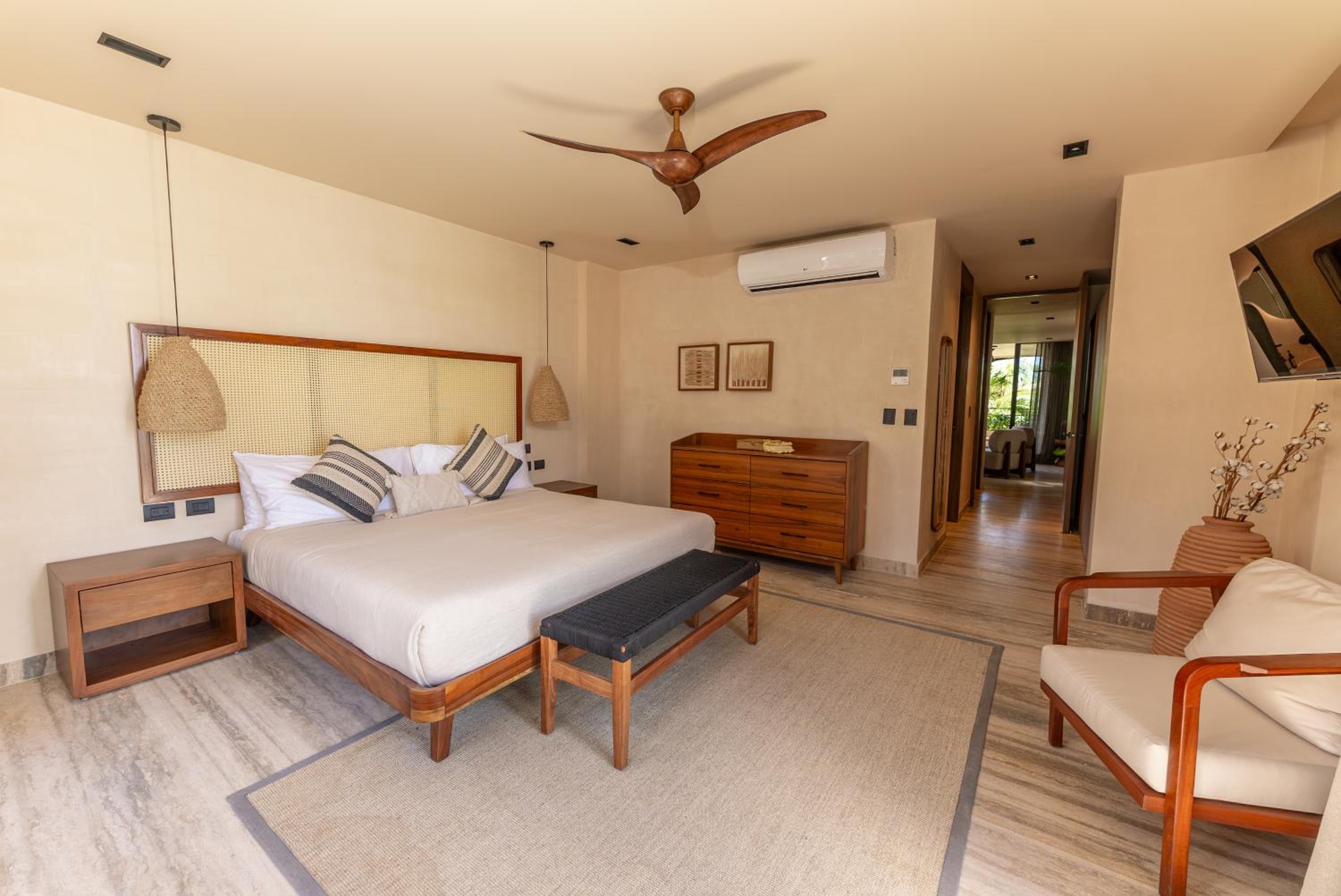 Two-Bedroom Apartment With Partial Ocean View - Photo 1