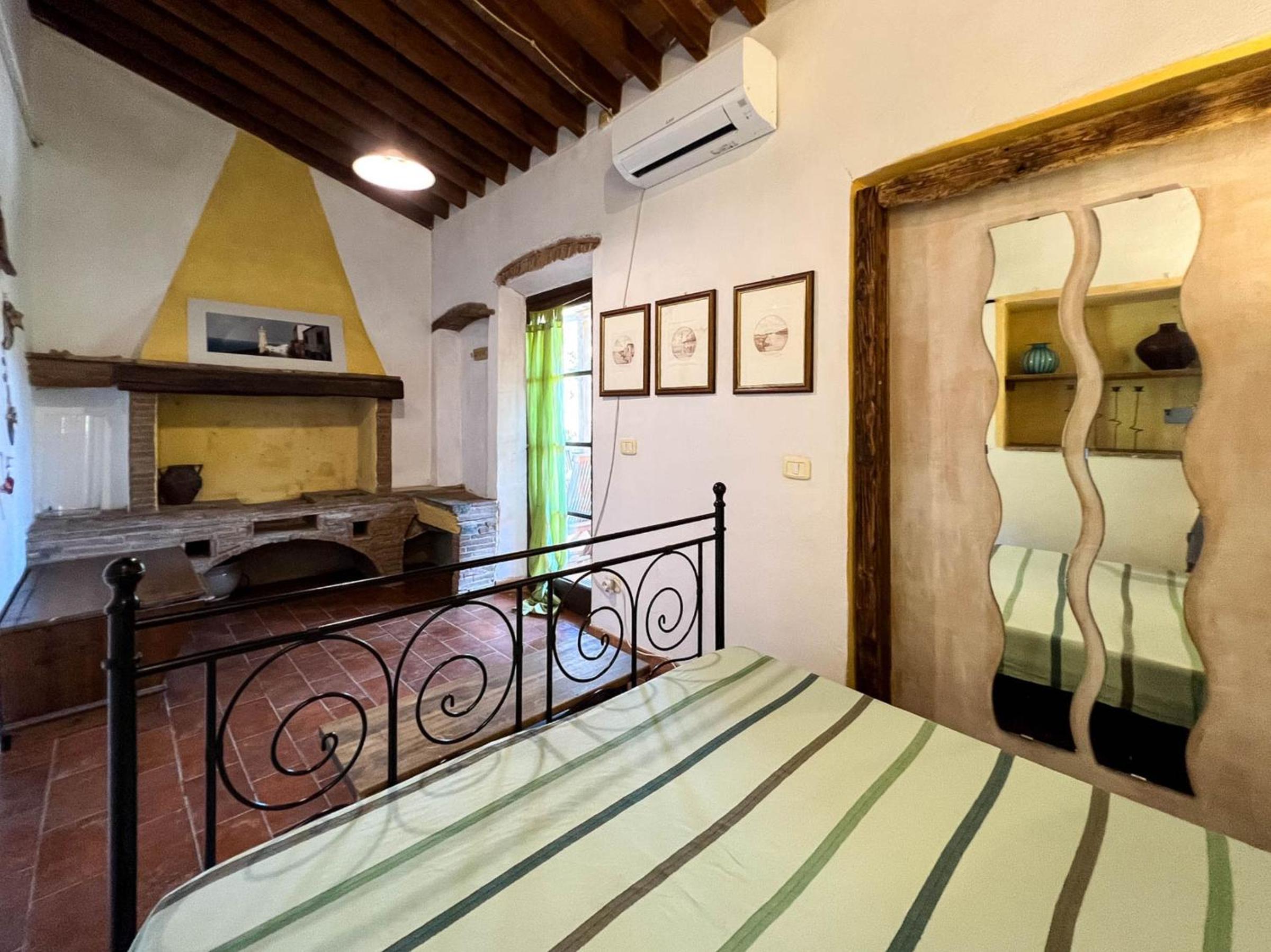 Studio Apartment with Sea View photo 2