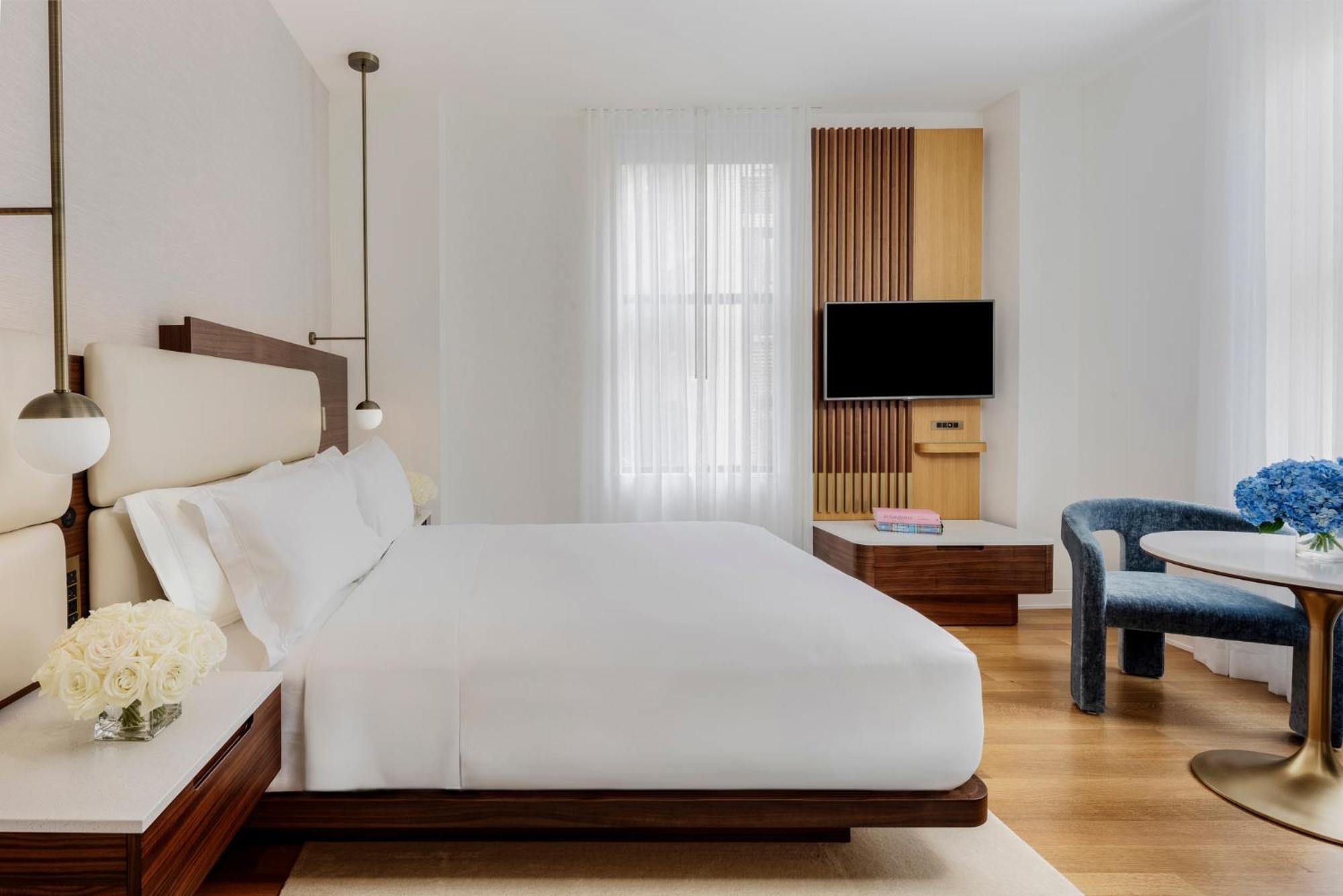 Double Room thumbnail 5