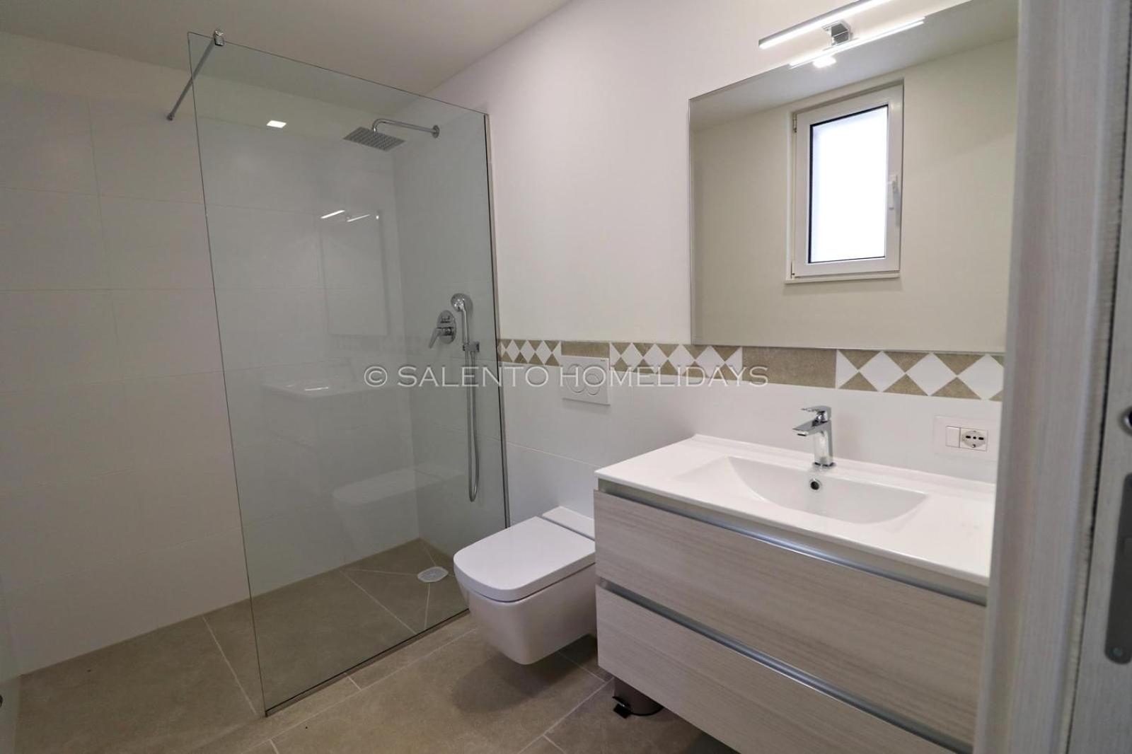 Studio Apartment with Sea View photo 3
