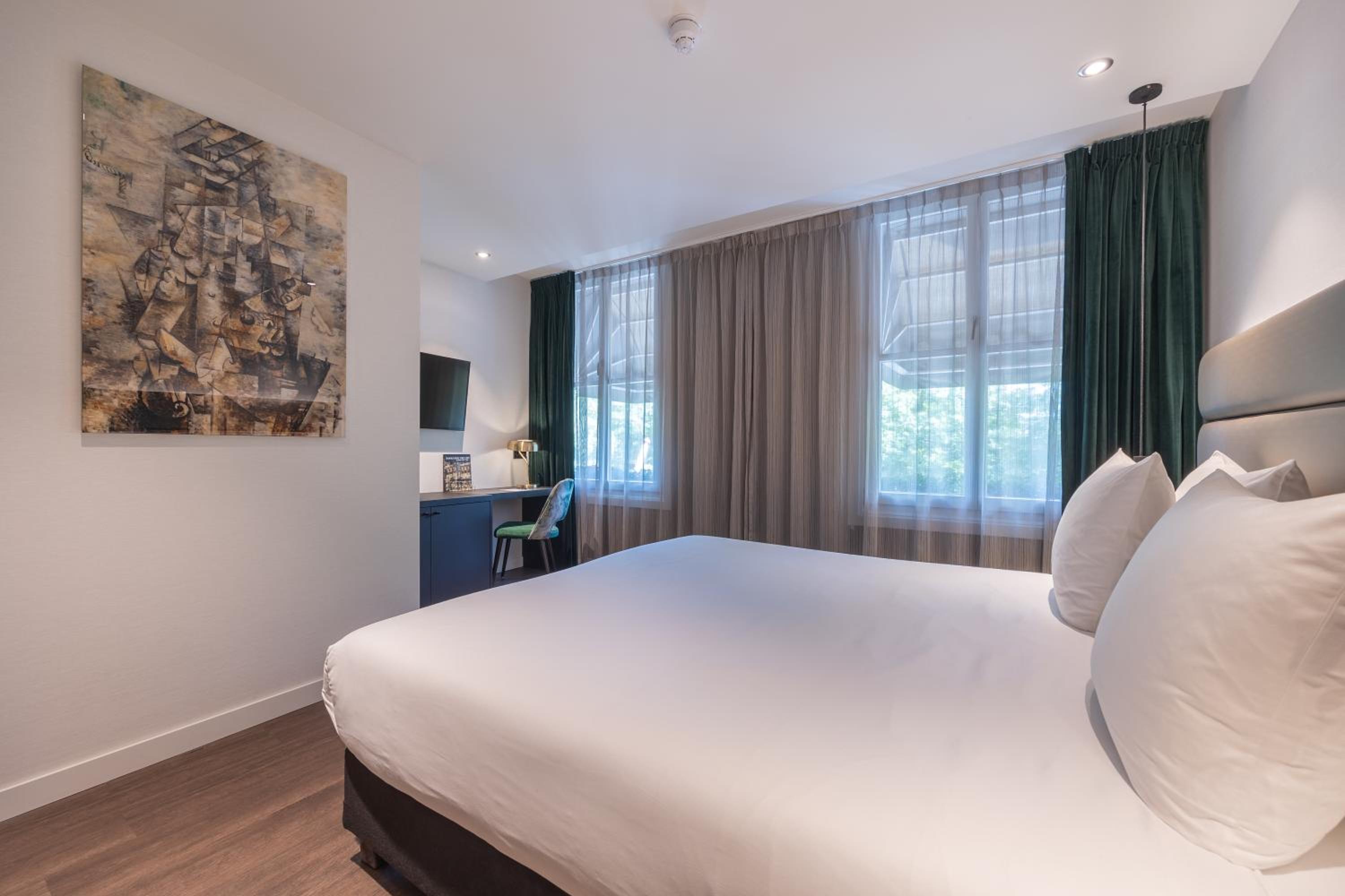 Comfort Room City View - Photo 1