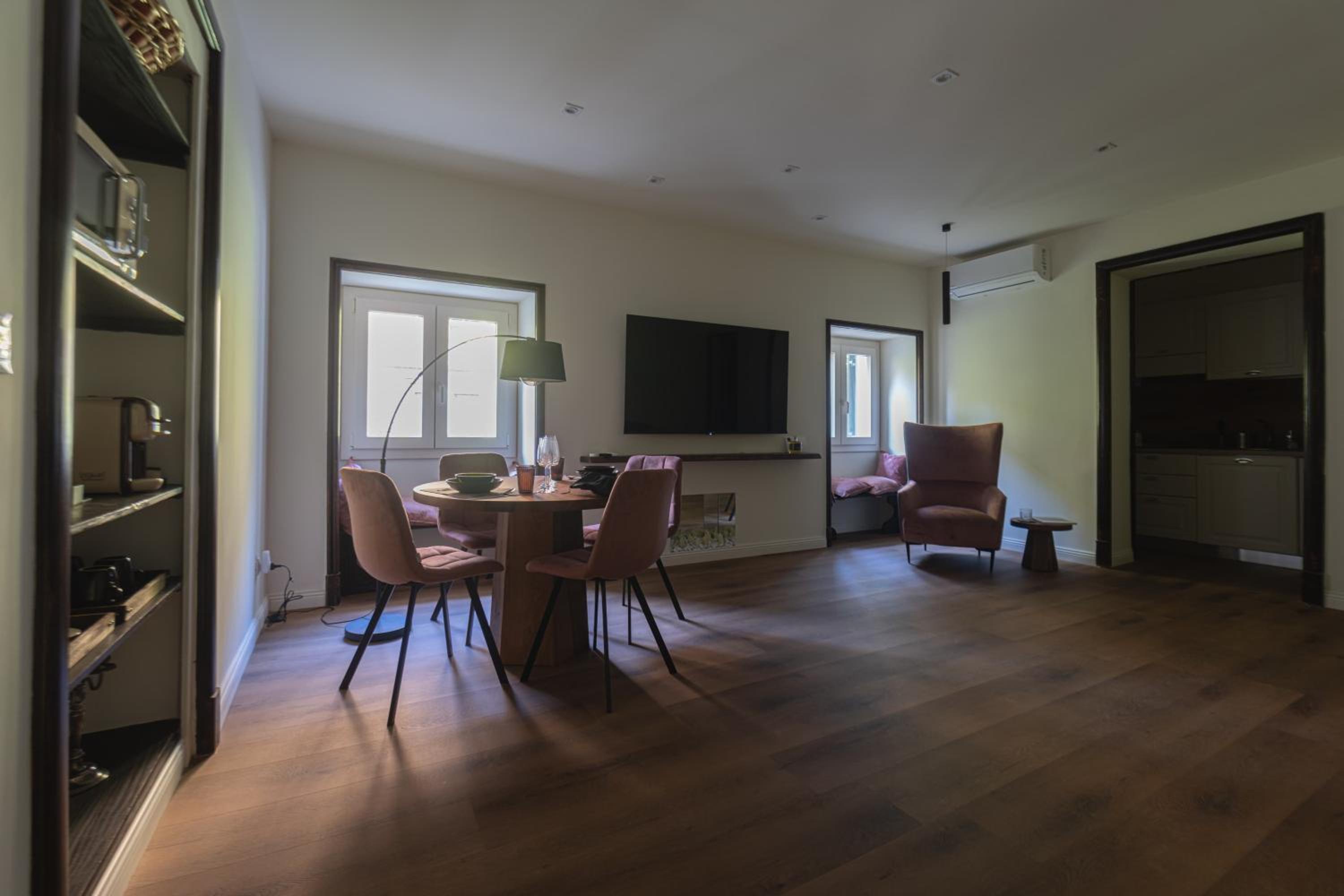 Two-Bedroom Deluxe Apartment