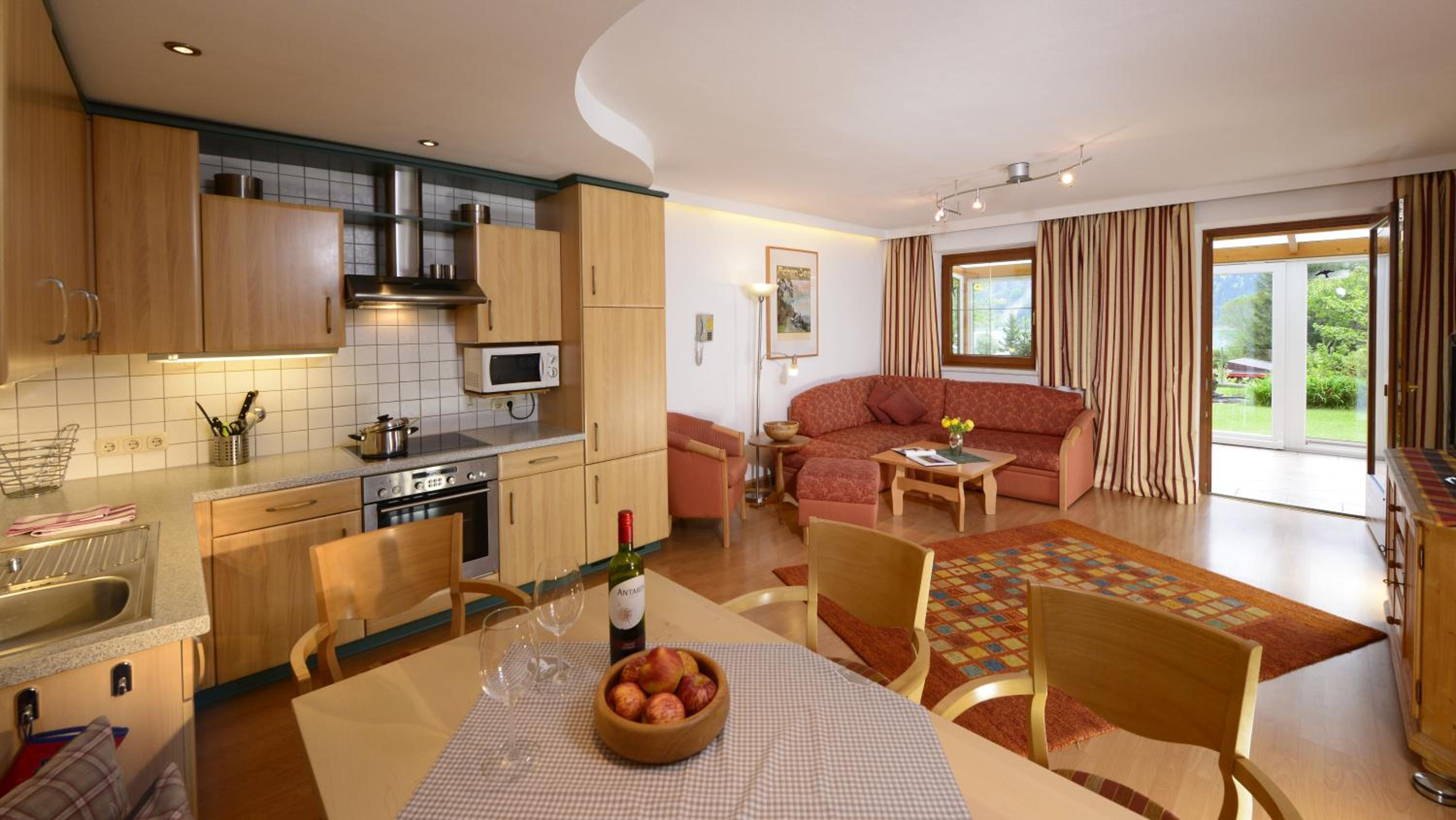 Two-Bedroom Apartment with Winter Garden