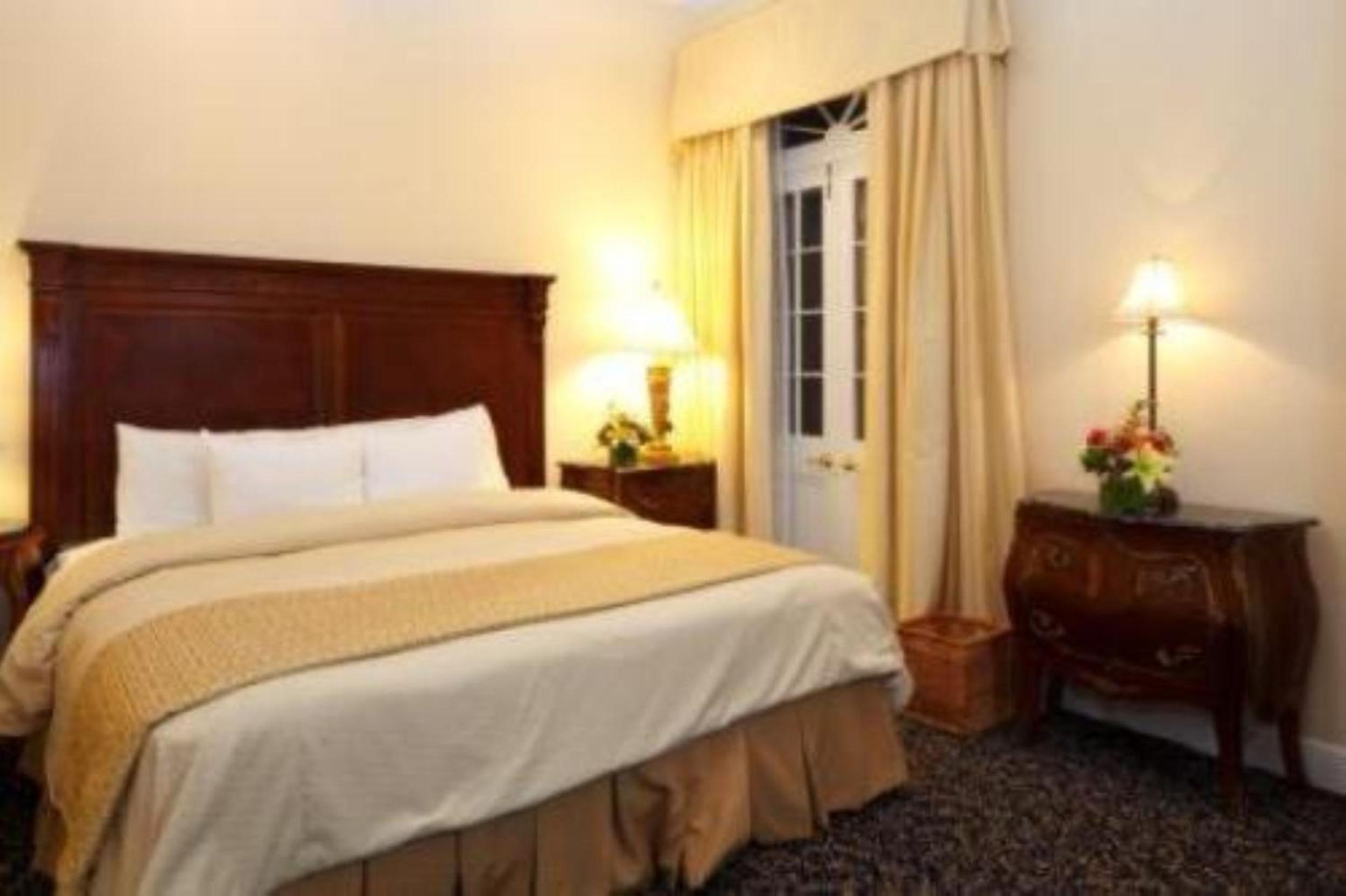 King Room with Balcony photo 1