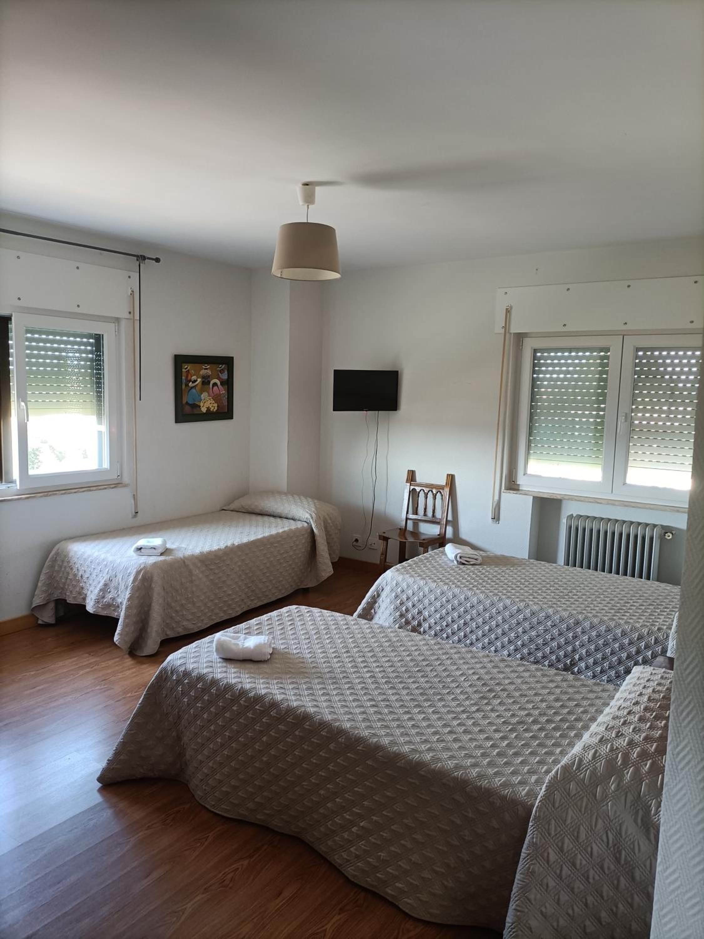 Basic Triple Room - Photo 2