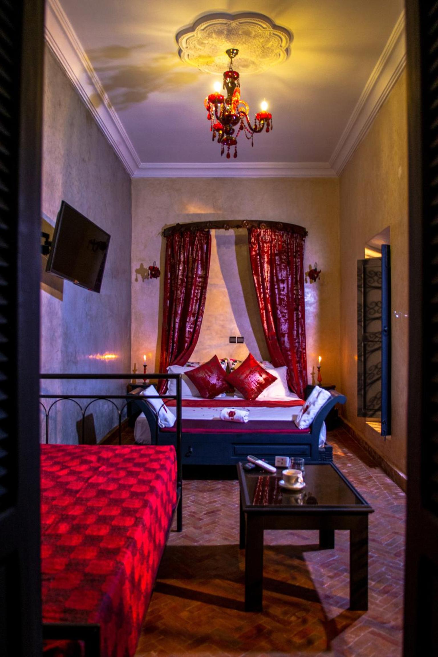 Standard Triple Room - Photo 6
