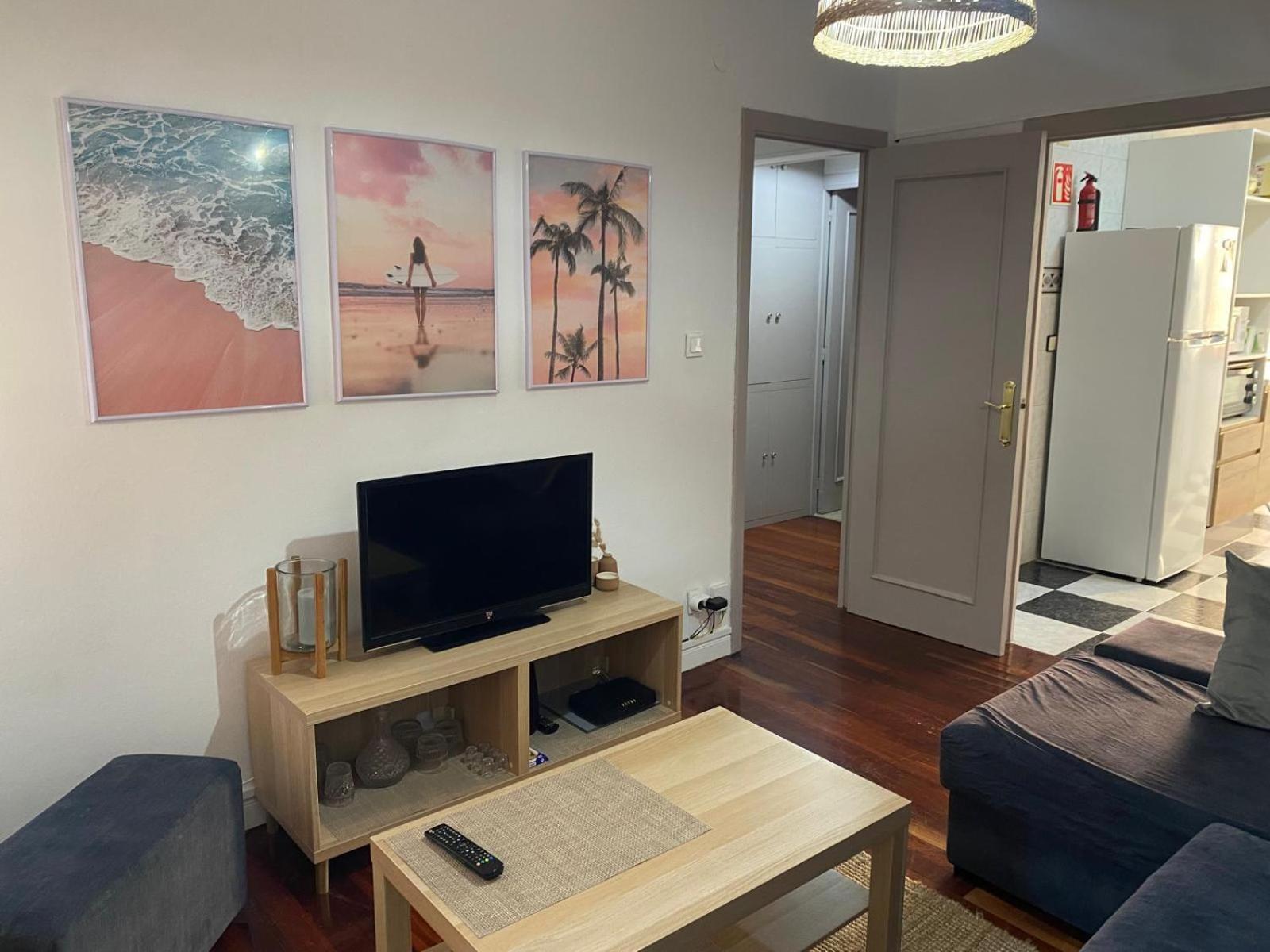 Apartment photo 2