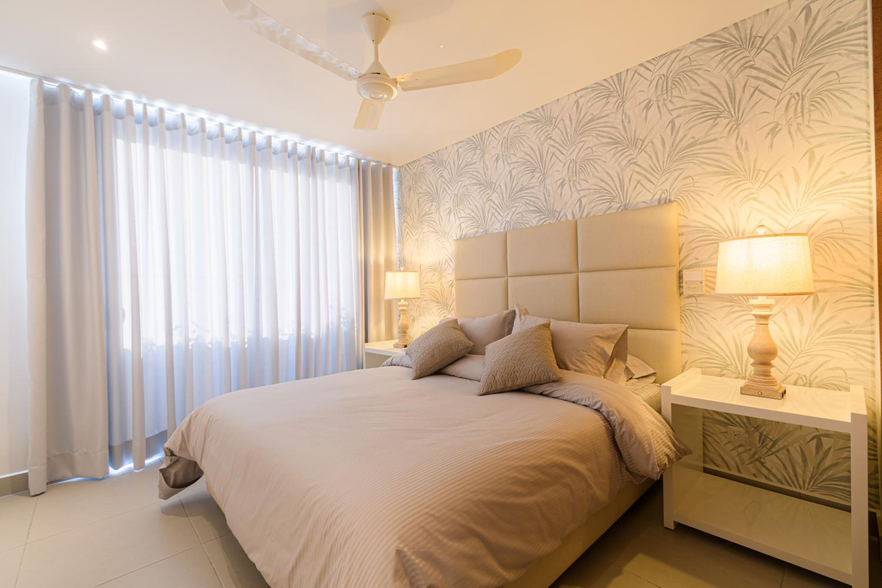 Two-Bedroom Deluxe Apartment with Balcony