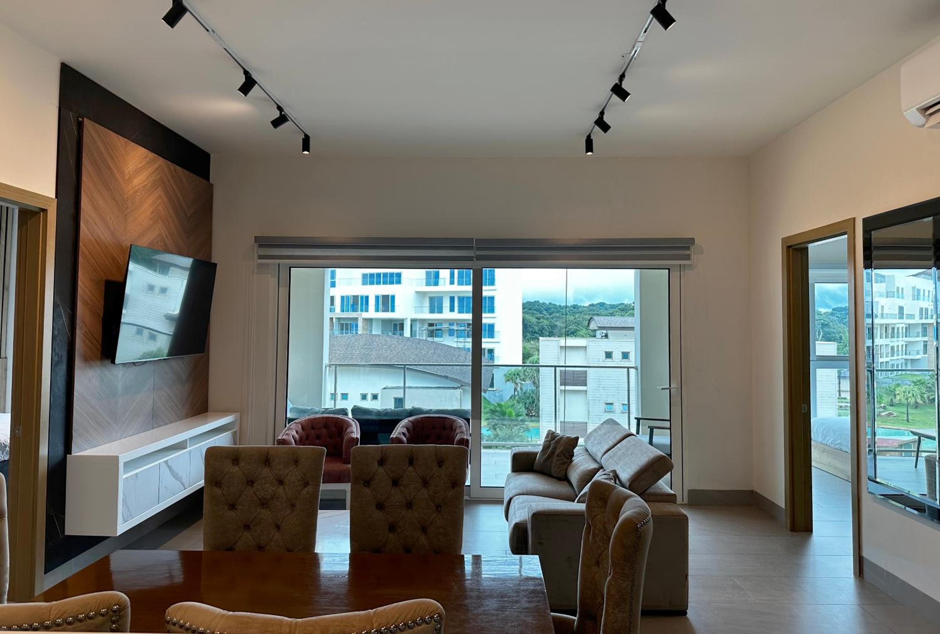 Apartment photo 1