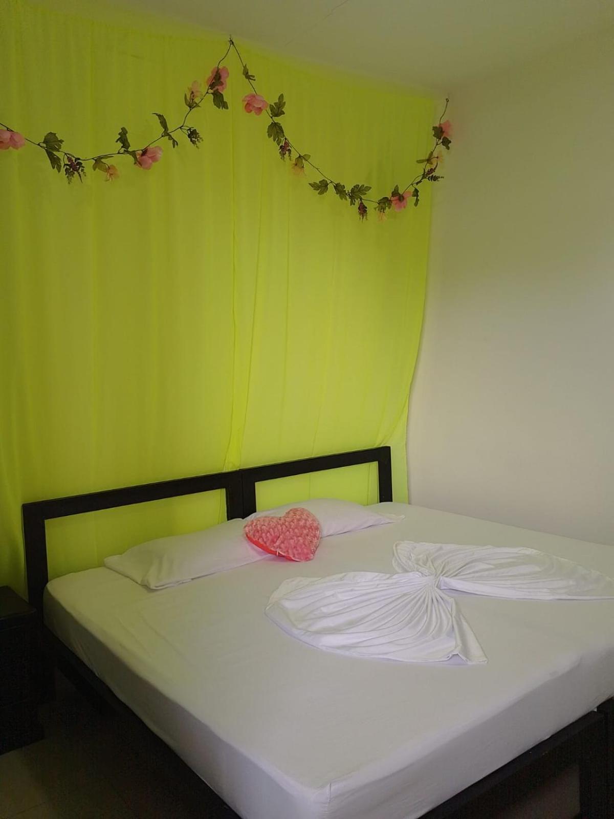 Standard King Room photo 1