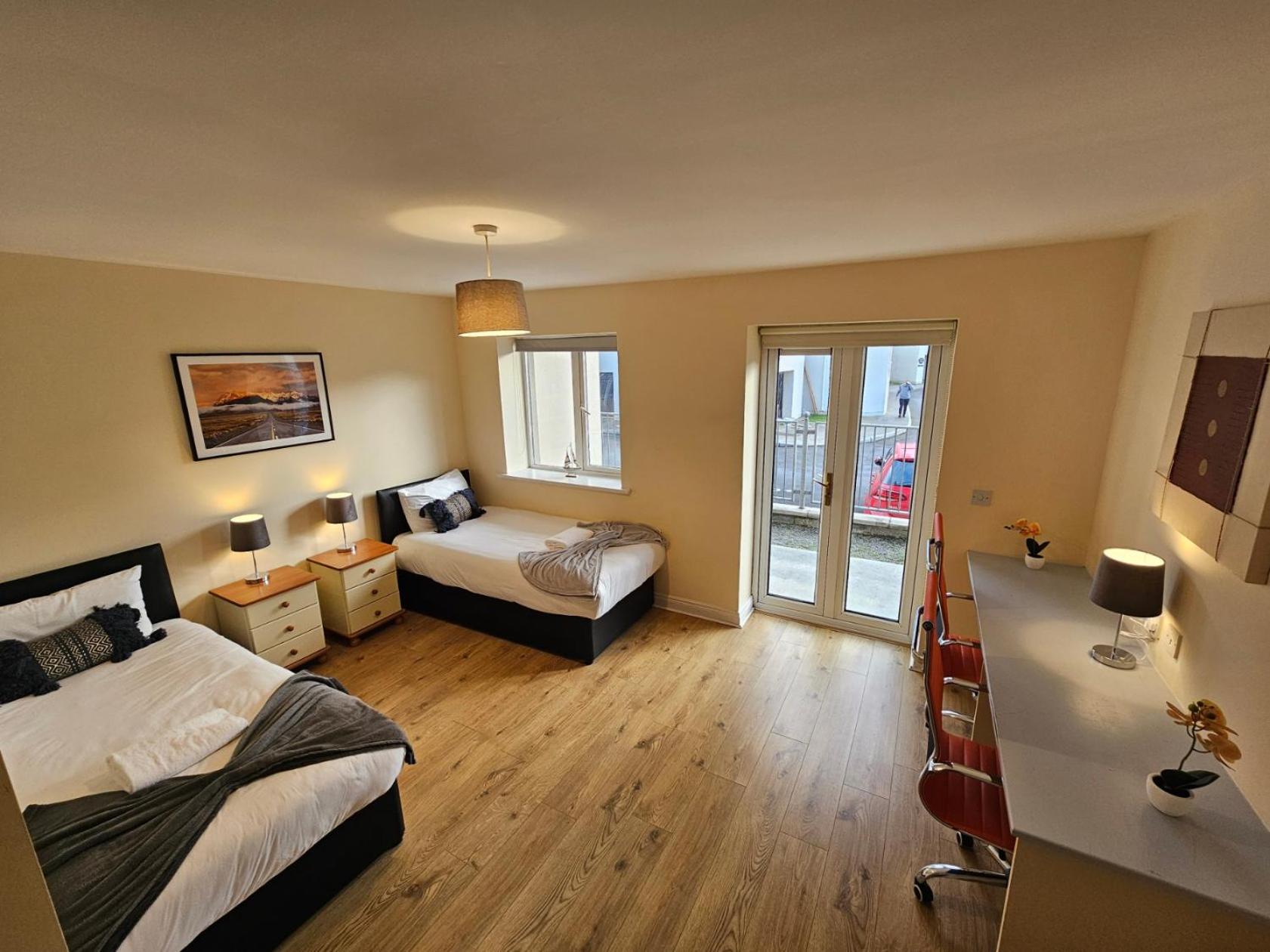 Apartment photo 1