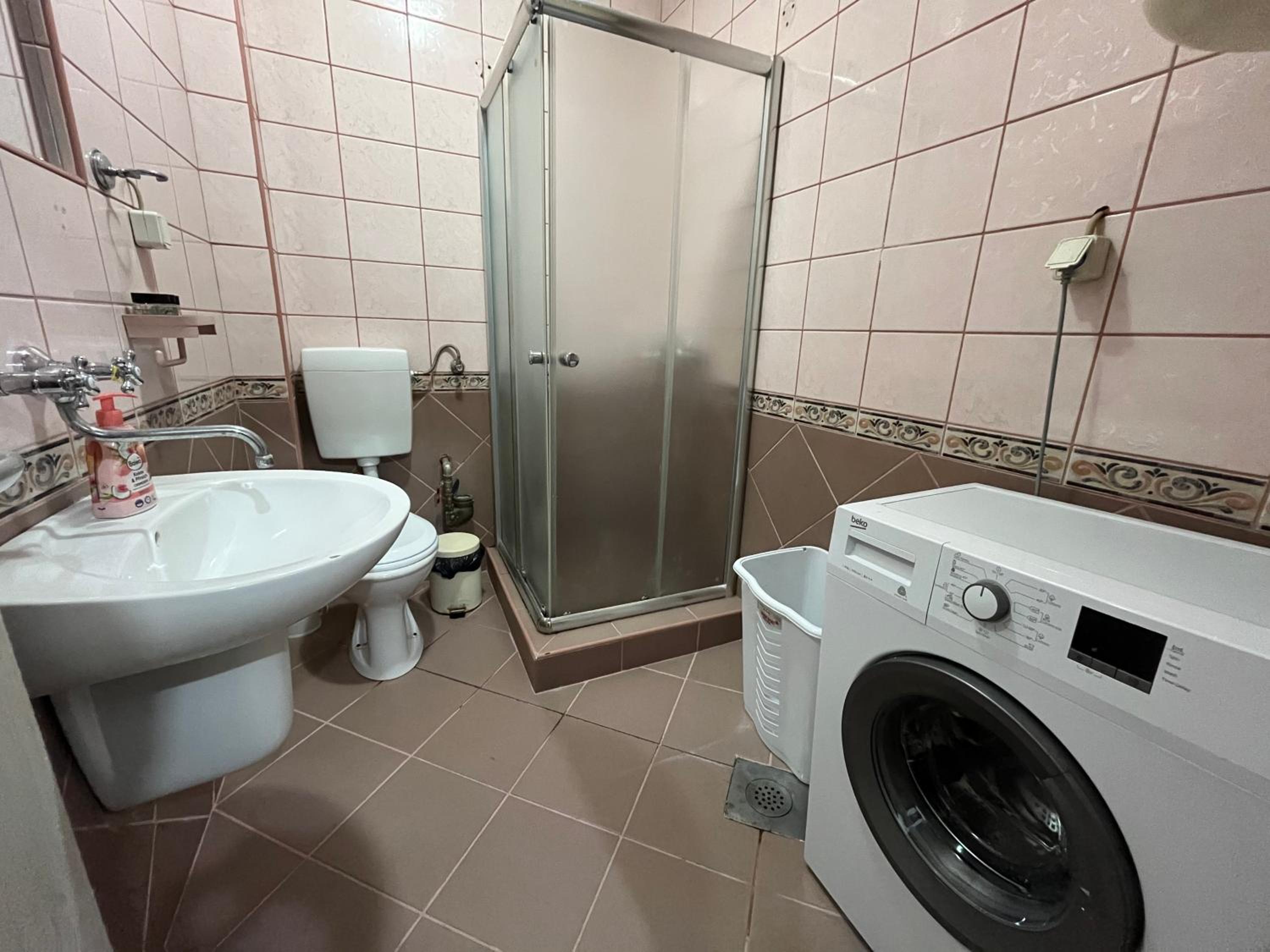 One-Bedroom Apartment - Photo 10