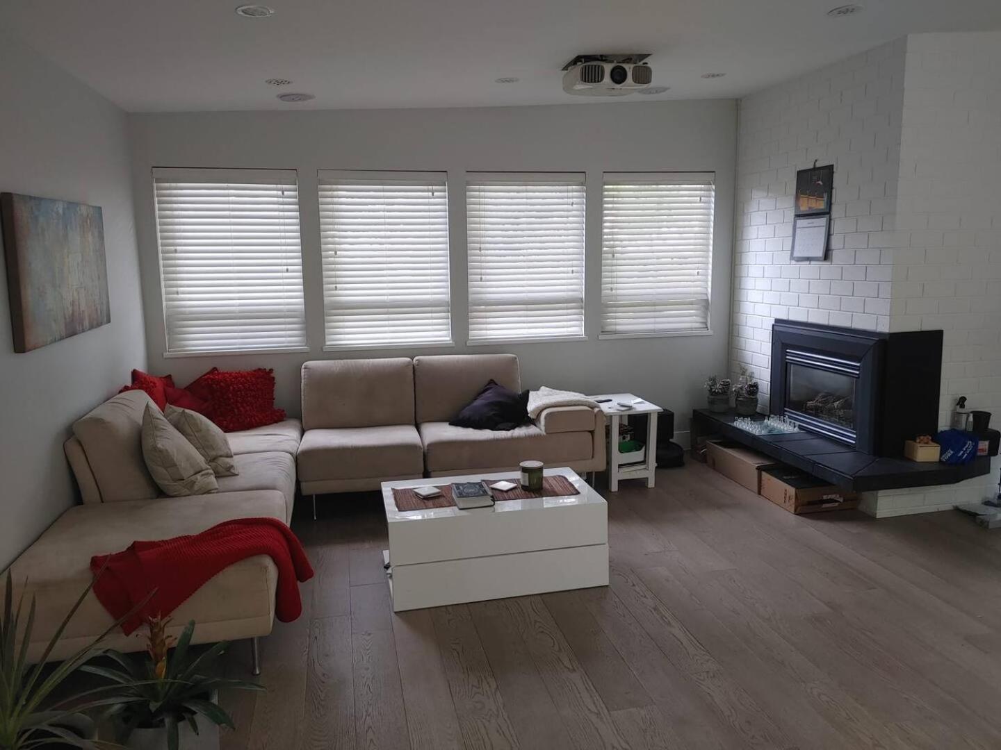 Four-Bedroom House photo 2