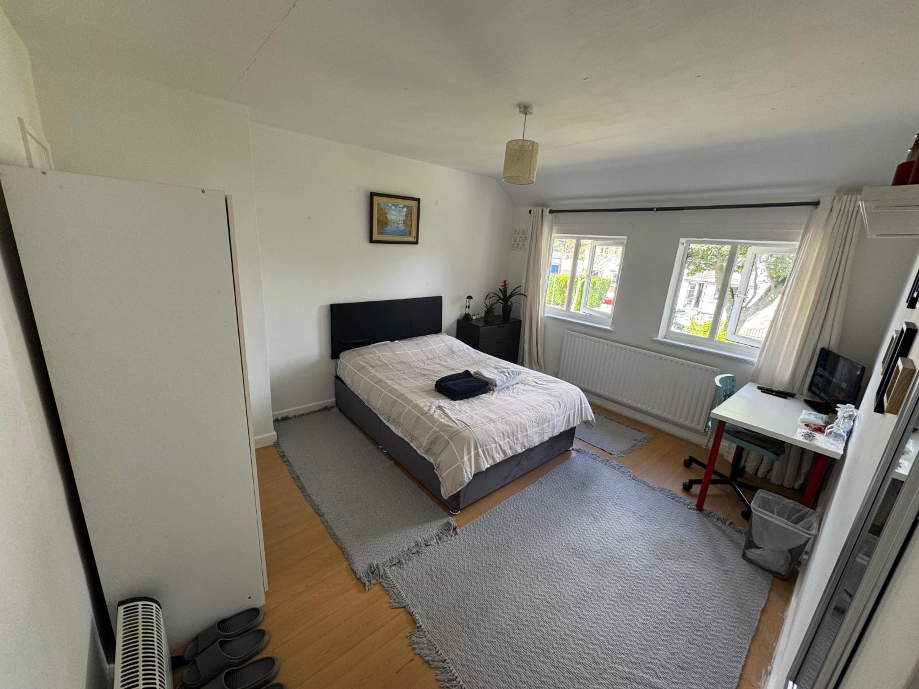 Double Room With Shared Bathroom