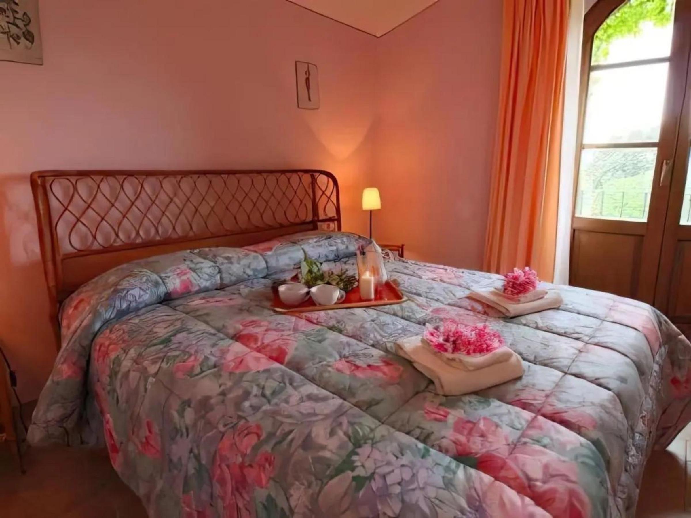 One-Bedroom Apartment with Garden View