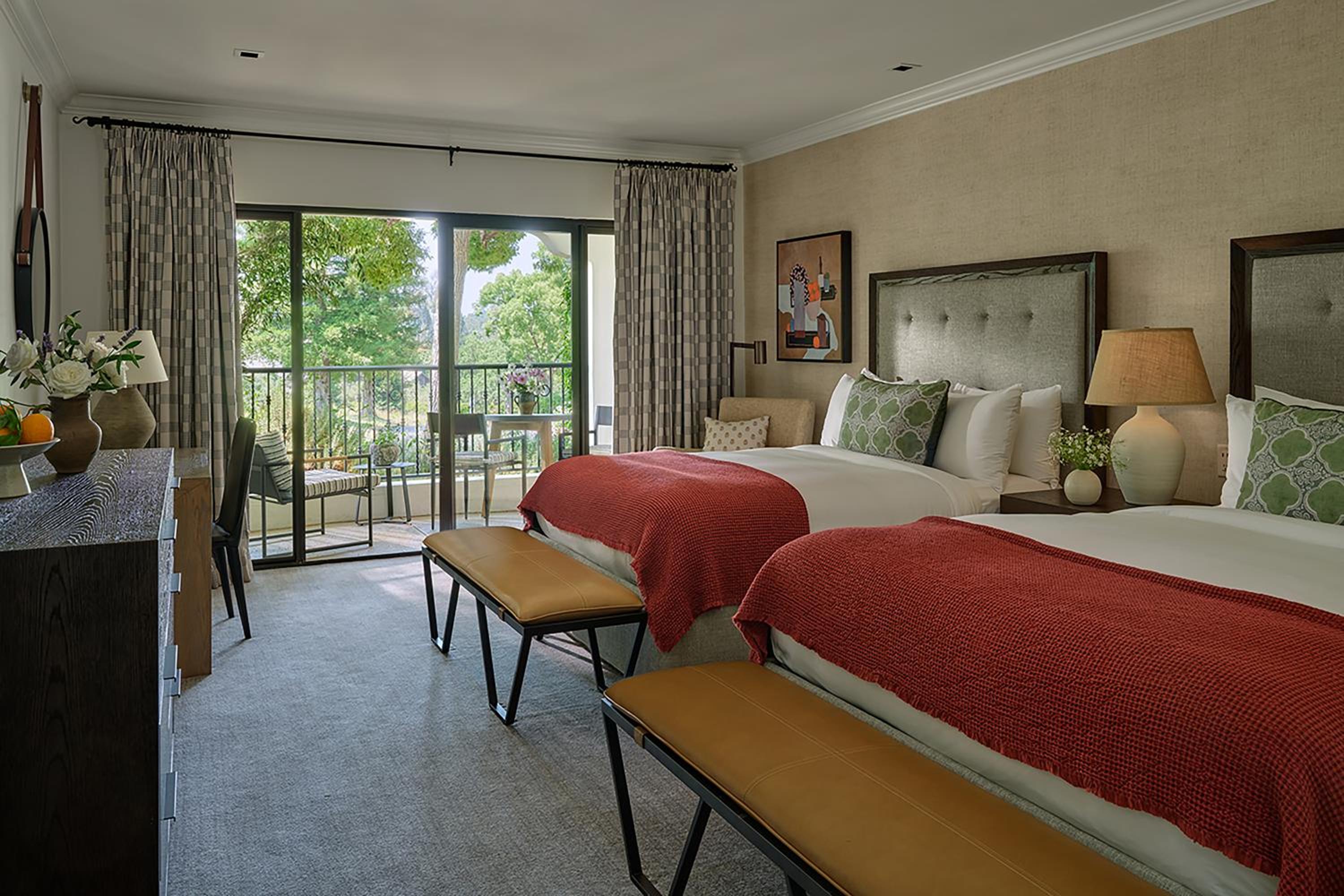 Vista Luxury Two Queen Beds