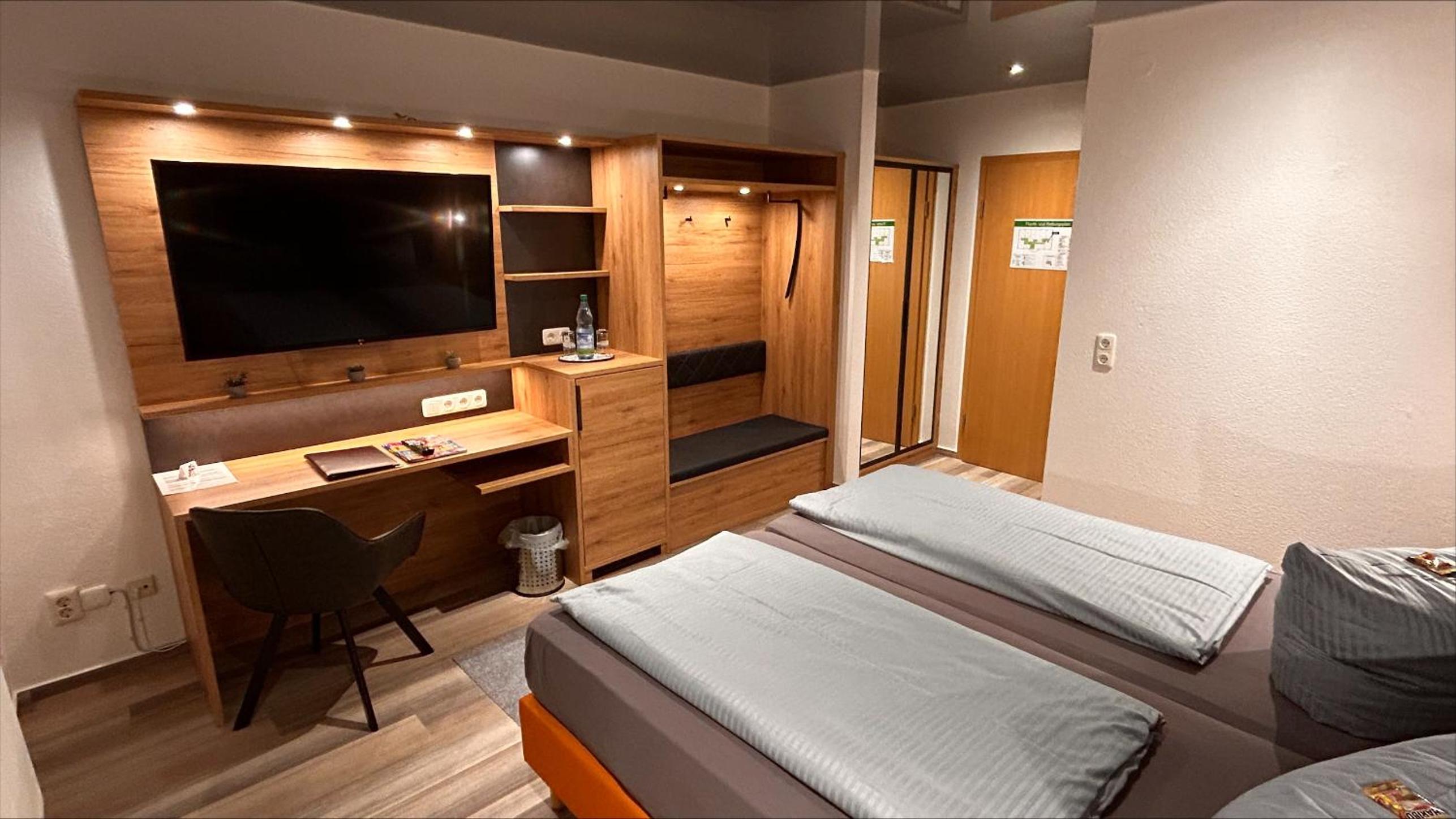 Double Room - Photo 3