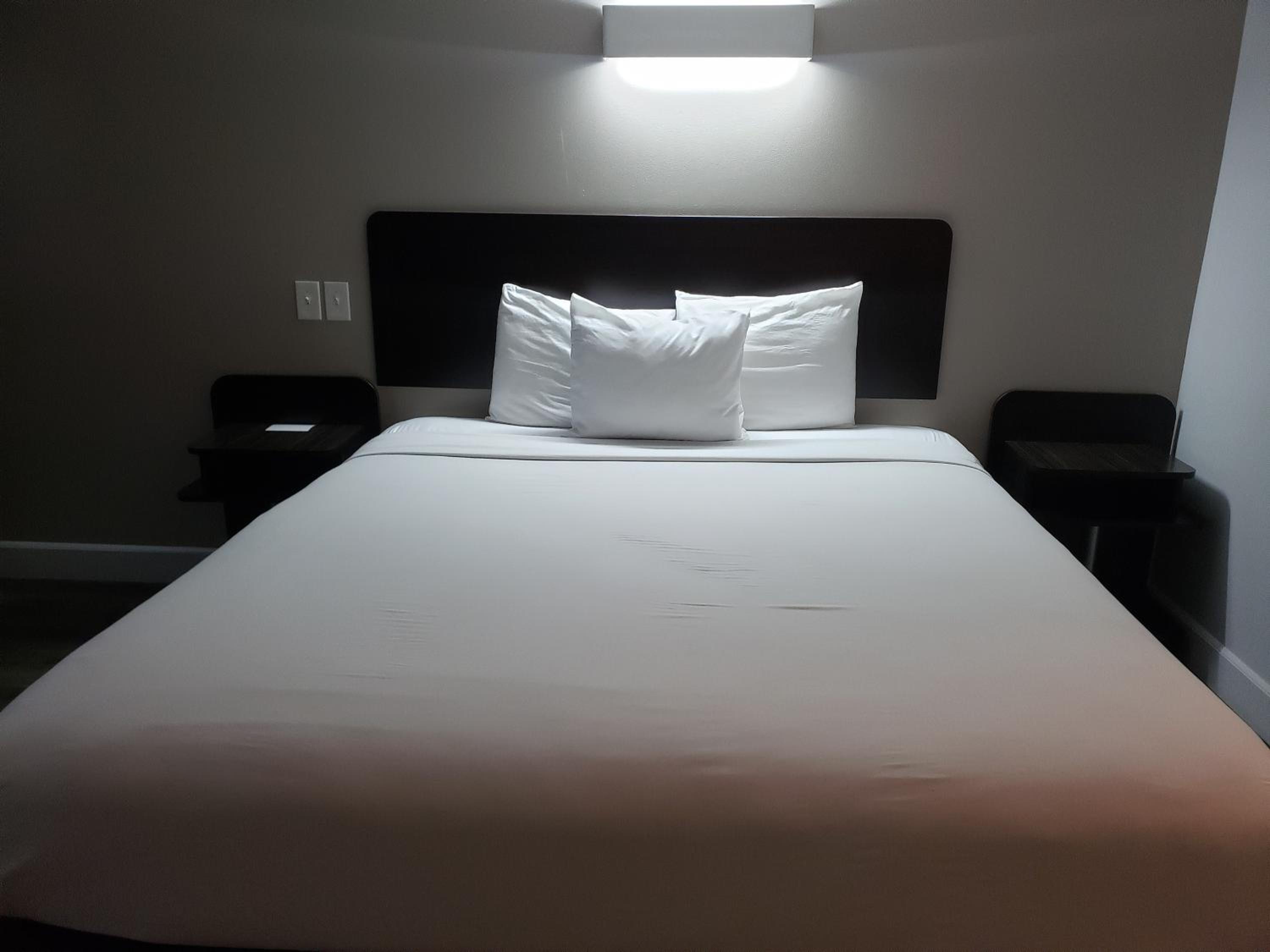 King Room - Disability Access - Photo 4
