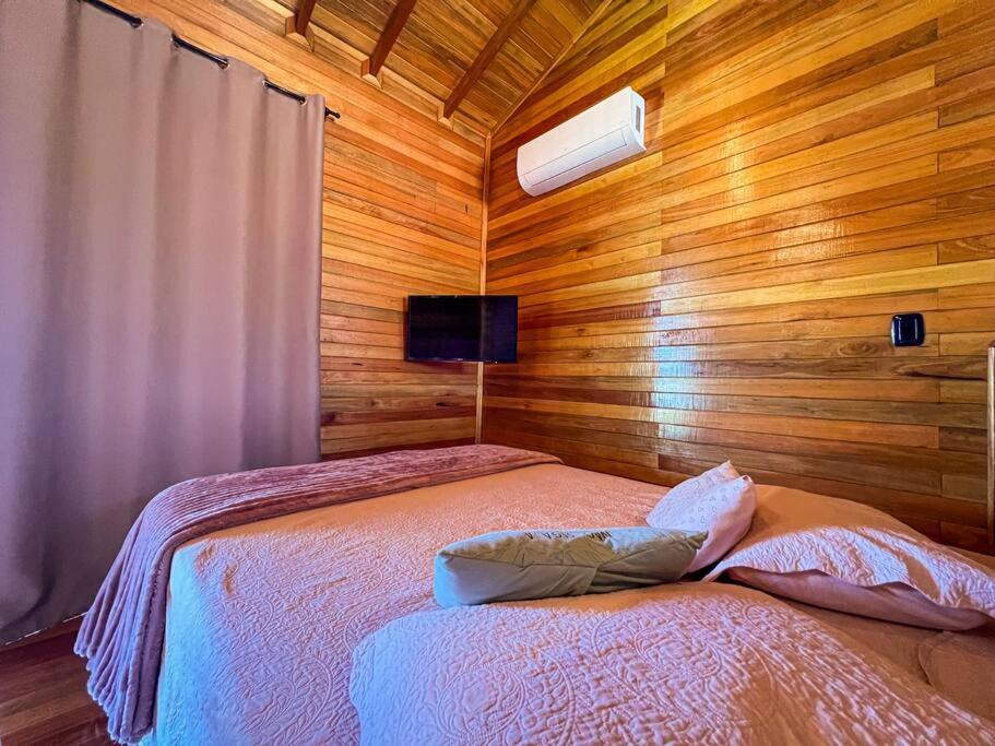One-Bedroom House photo 1